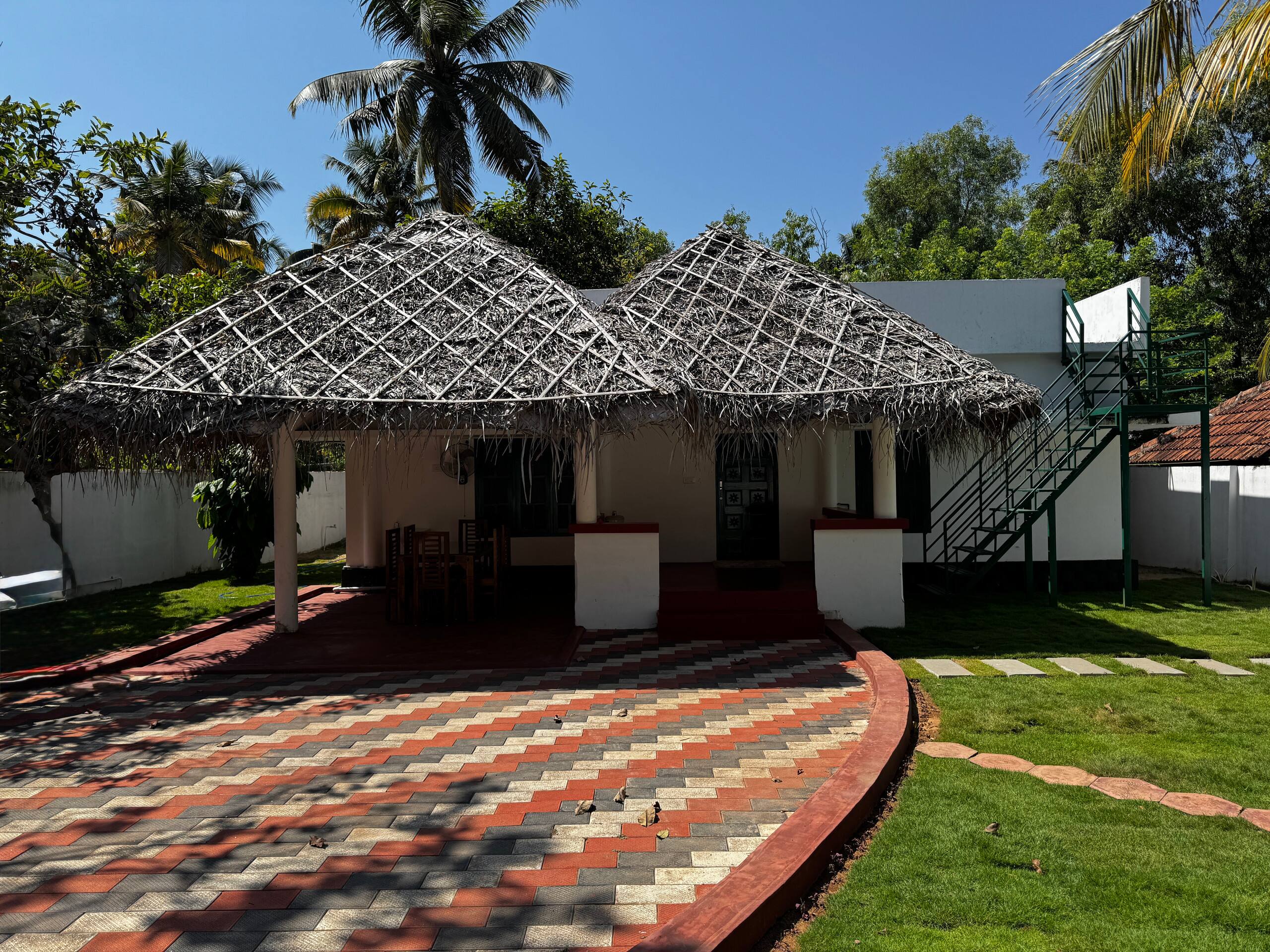 Beachfront Bliss Hut Stay @ Marari Workation Ready 31