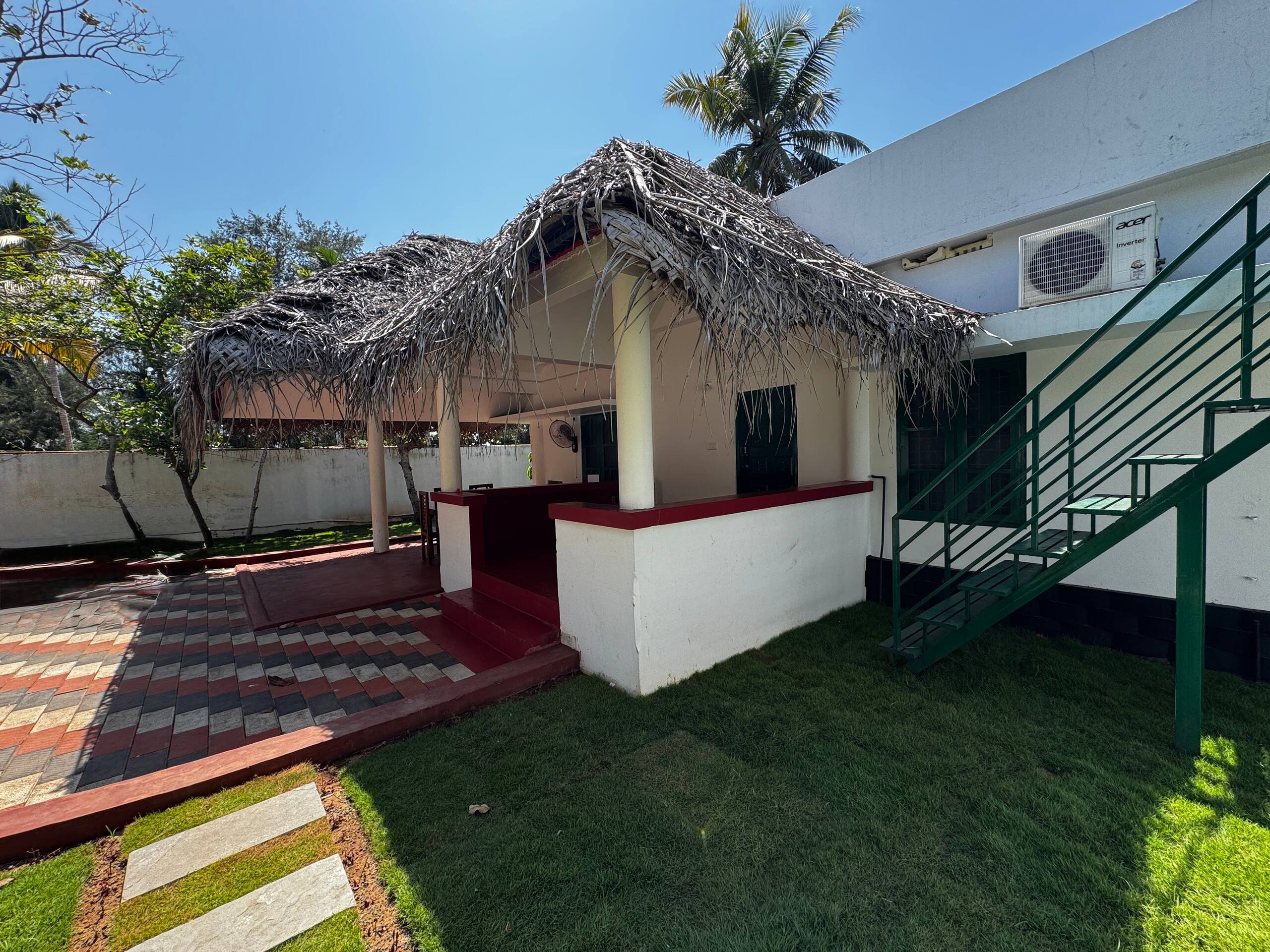 Beachfront Bliss Hut Stay @ Marari Workation Ready 27