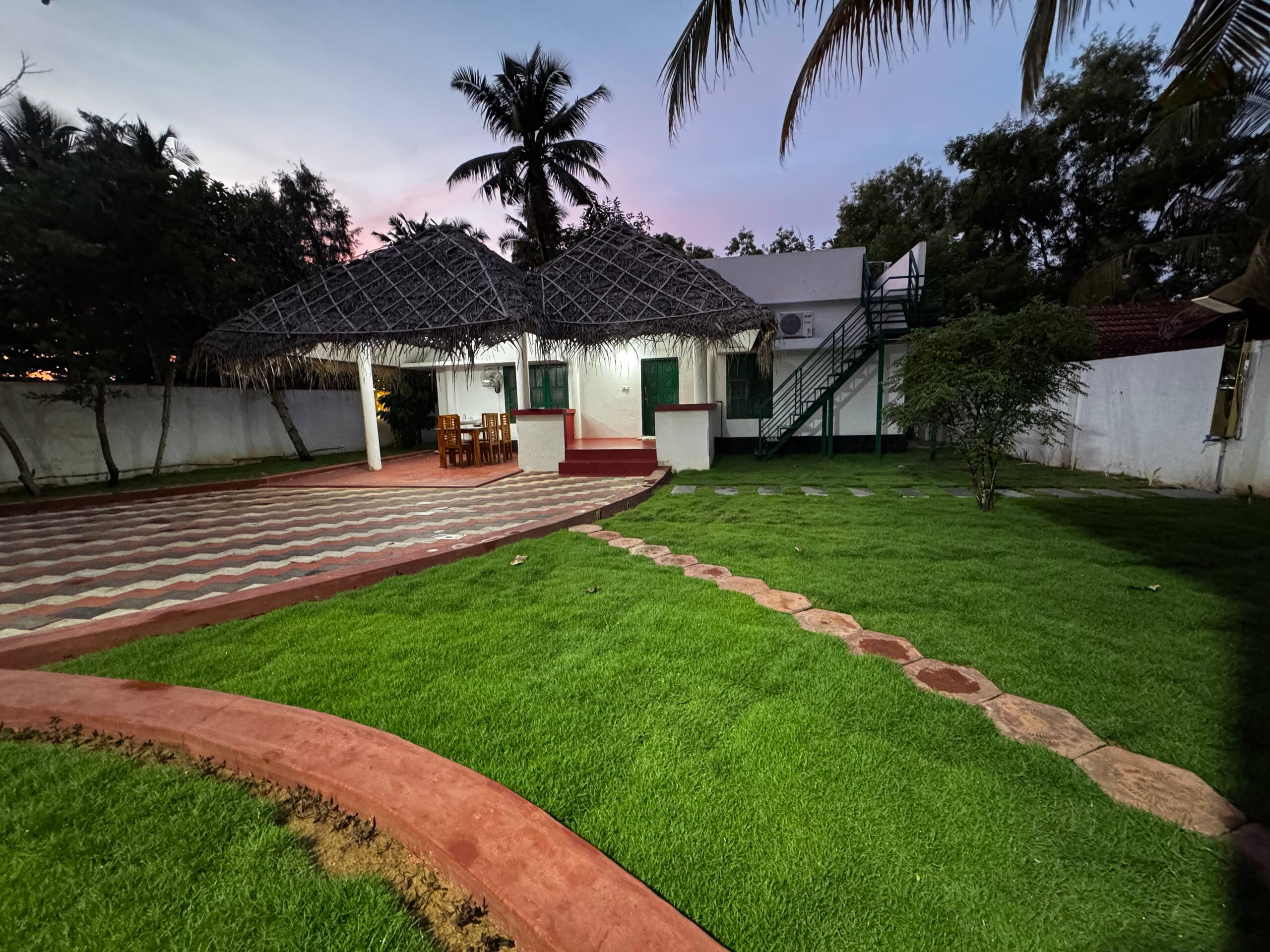 Beachfront Bliss Hut Stay @ Marari Workation Ready 36