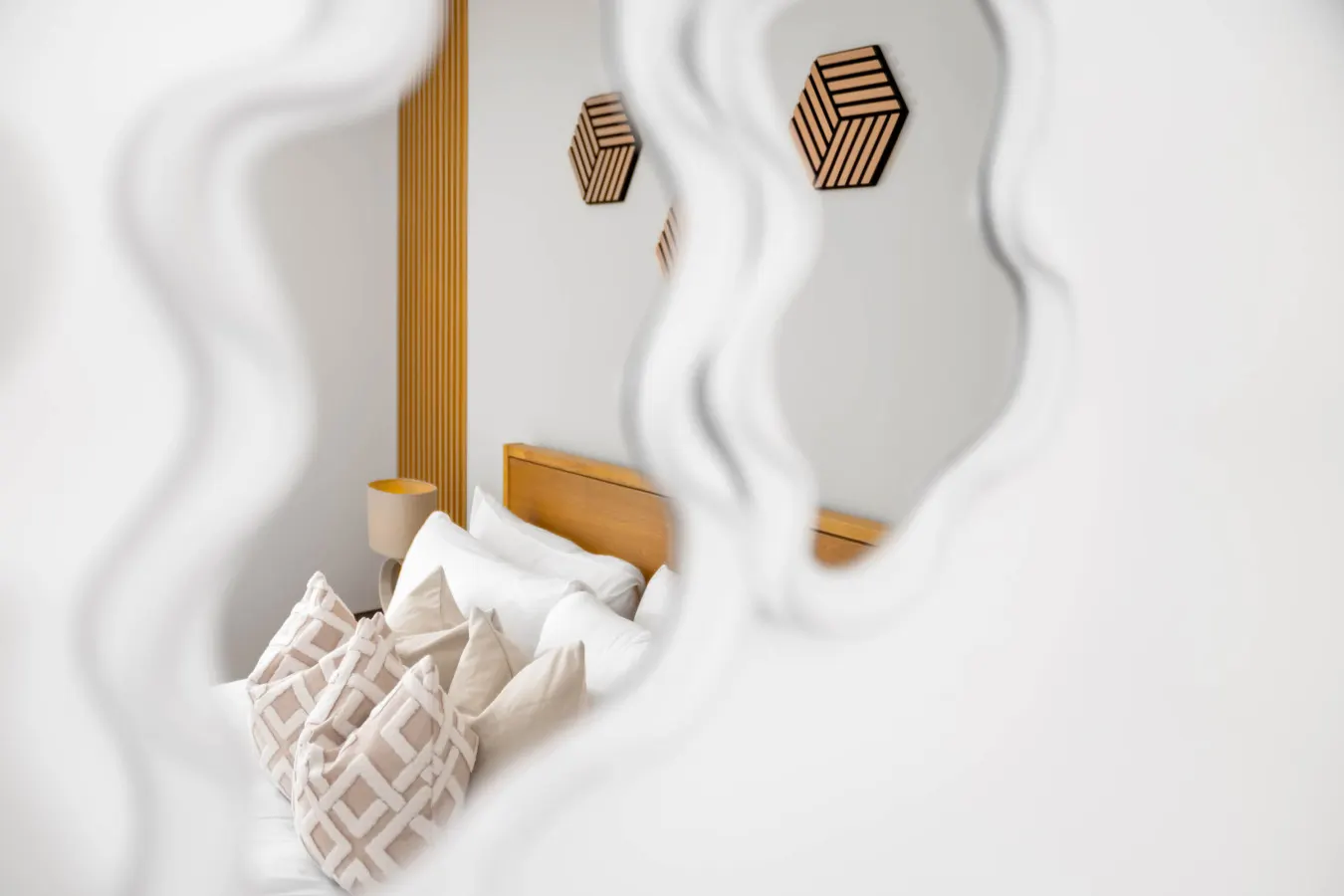 Luxury 2 Bedroom Apartment - Juliet Balcony 17