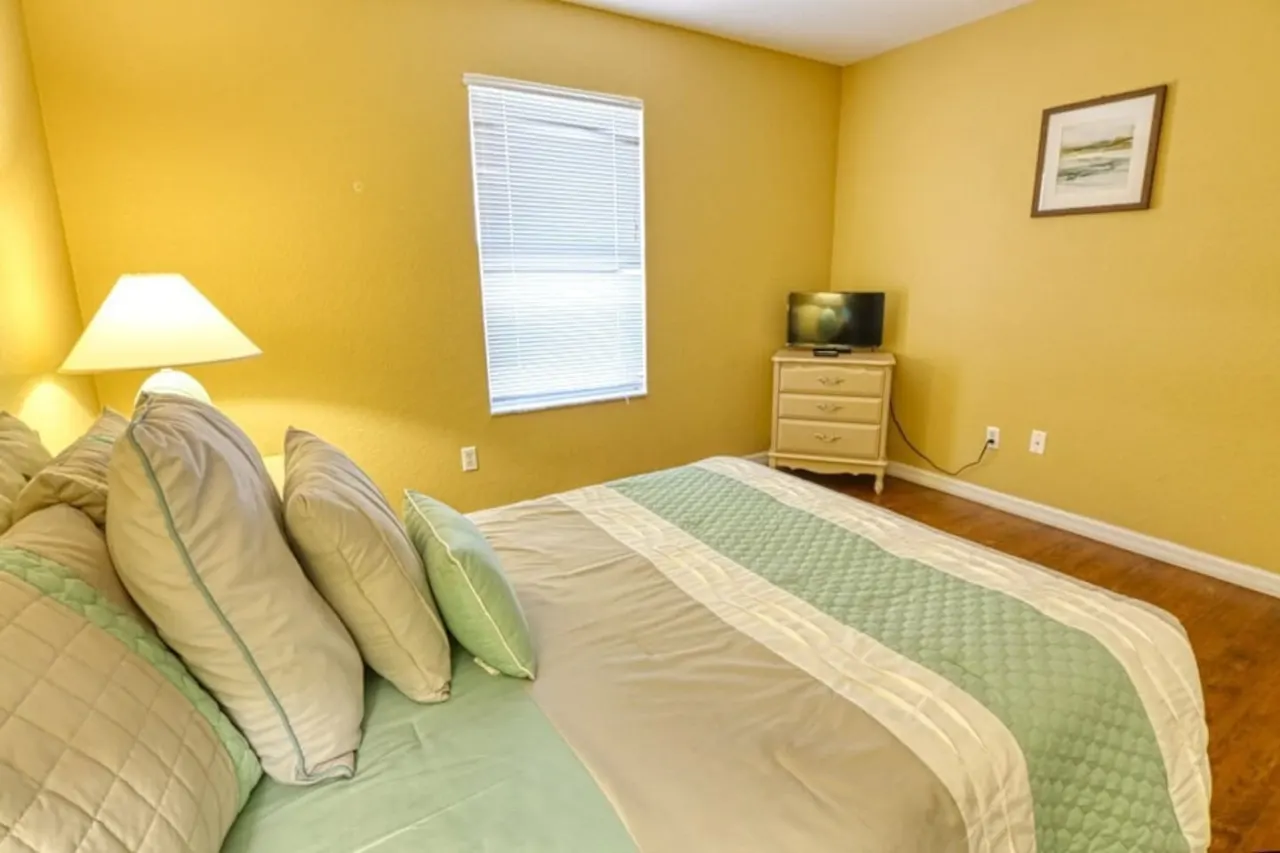 Clifford's Pinewood Estates Vacation Home 17