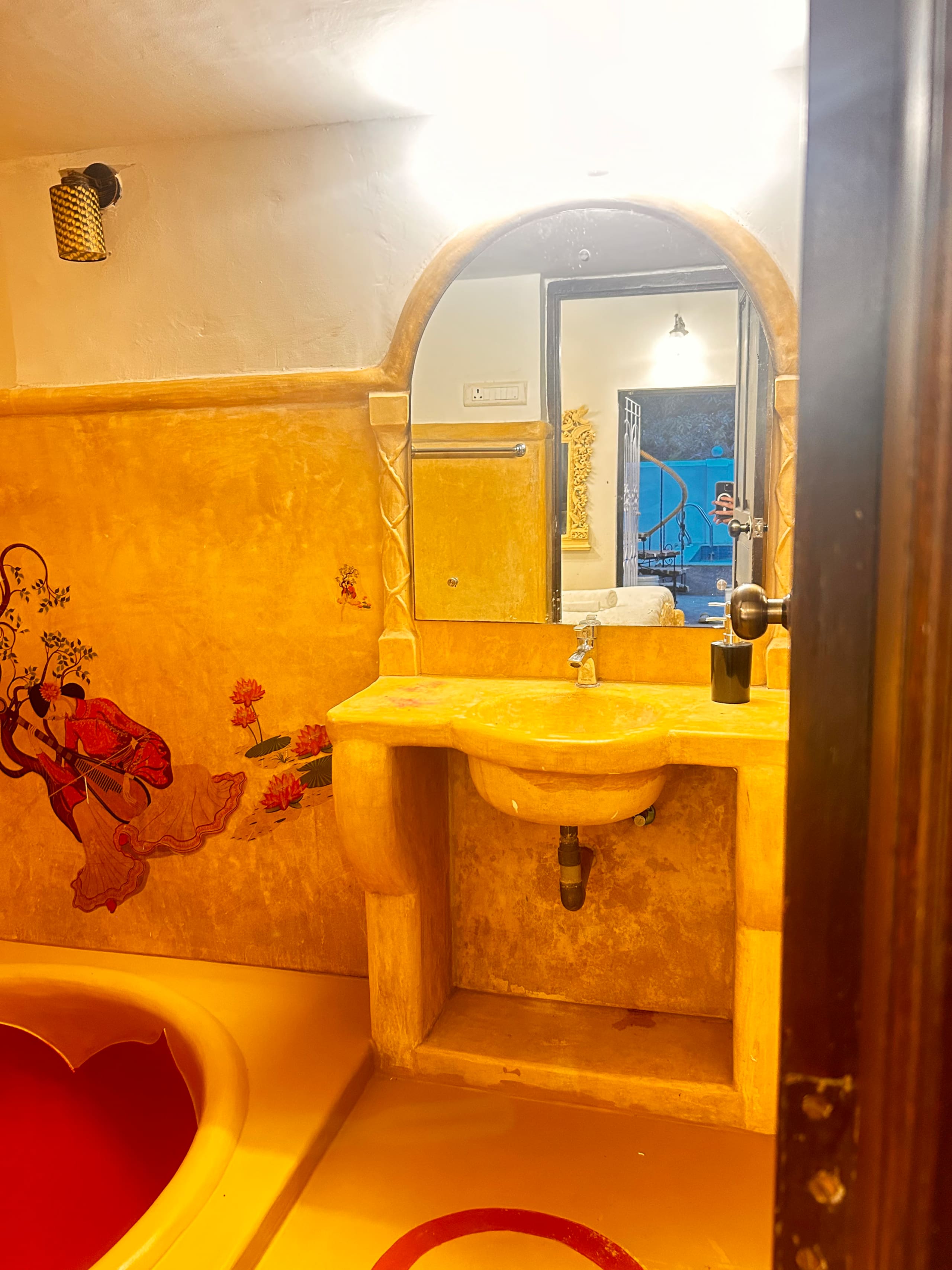 CasaCandolim|4BHK|POOL|B’Fast|Cook|BeachRoad 22