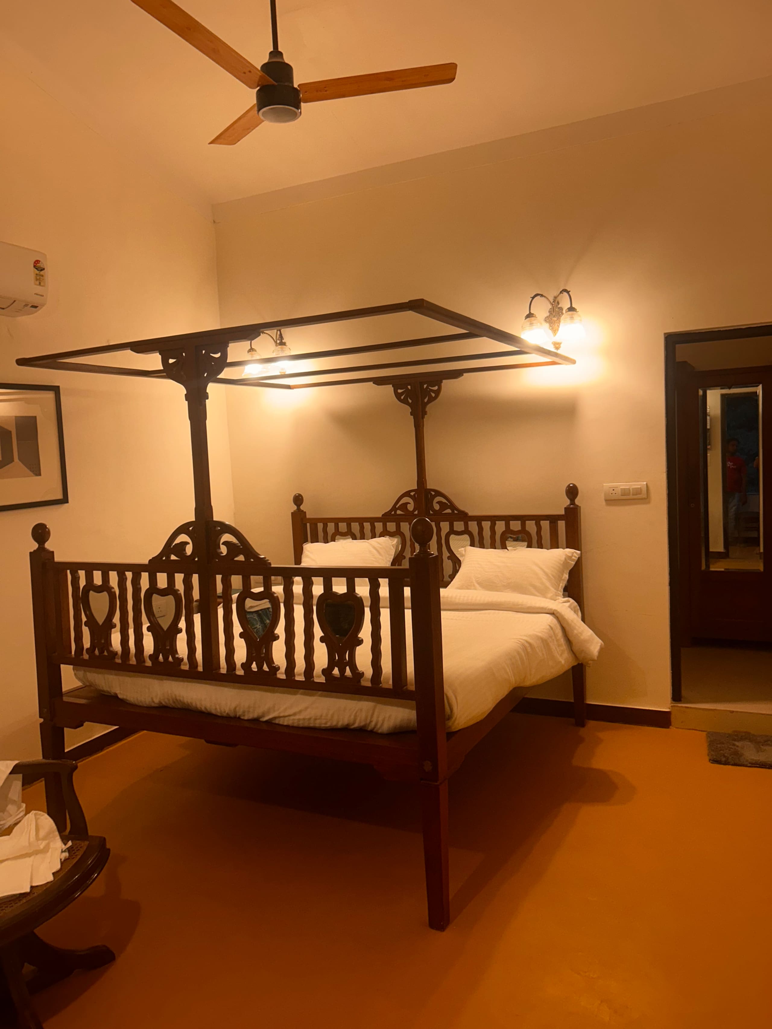 CasaCandolim|4BHK|POOL|B’Fast|Cook|BeachRoad 23