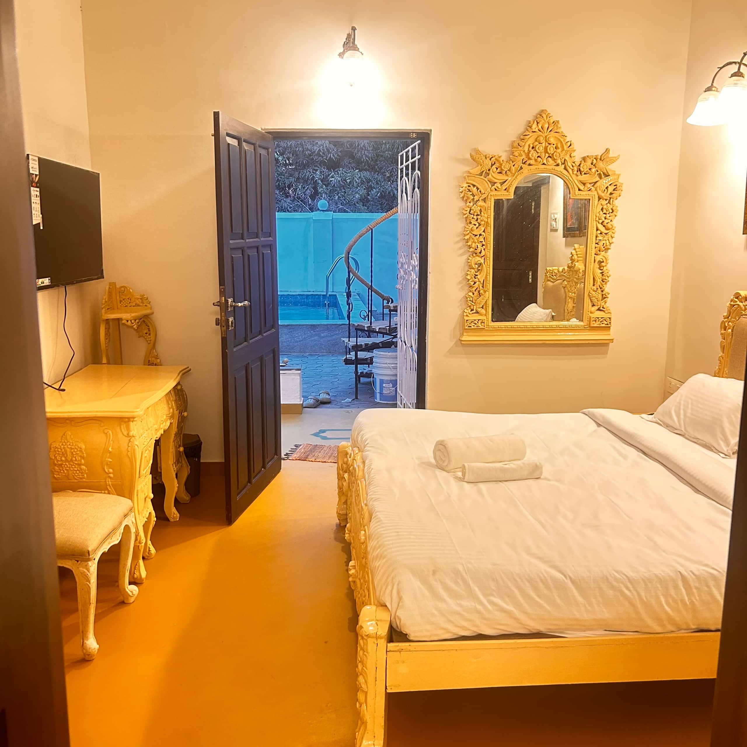 CasaCandolim|4BHK|POOL|B’Fast|Cook|BeachRoad 29