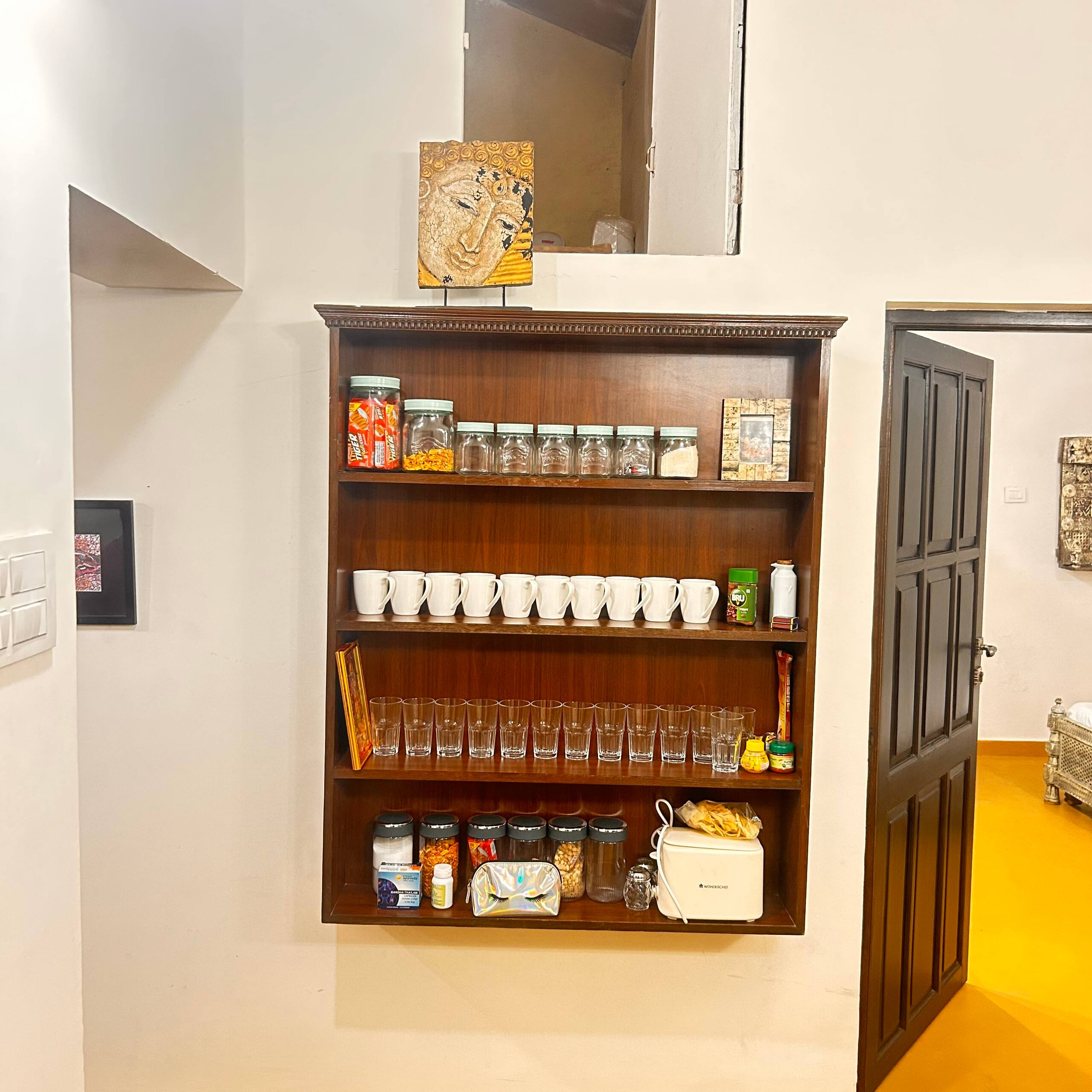 CasaCandolim|4BHK|POOL|B’Fast|Cook|BeachRoad 25