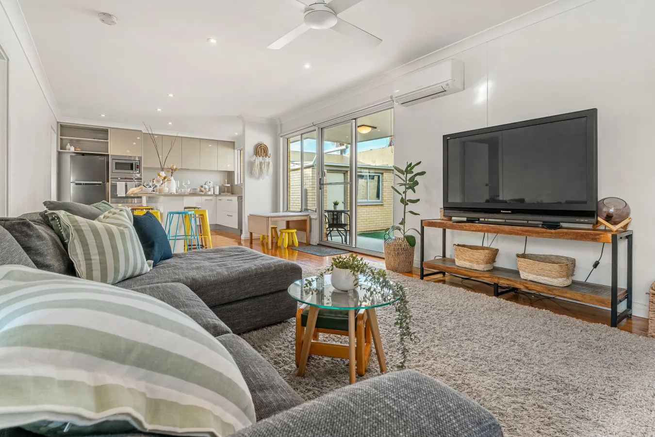 Sun & Salt West Beach - Family Beachside Comfort