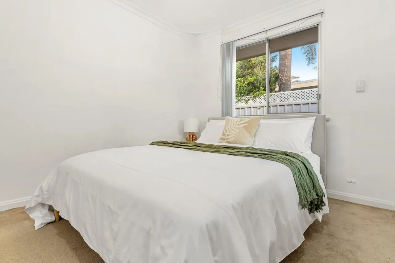 Sun & Salt West Beach - Family Beachside Comfort 20