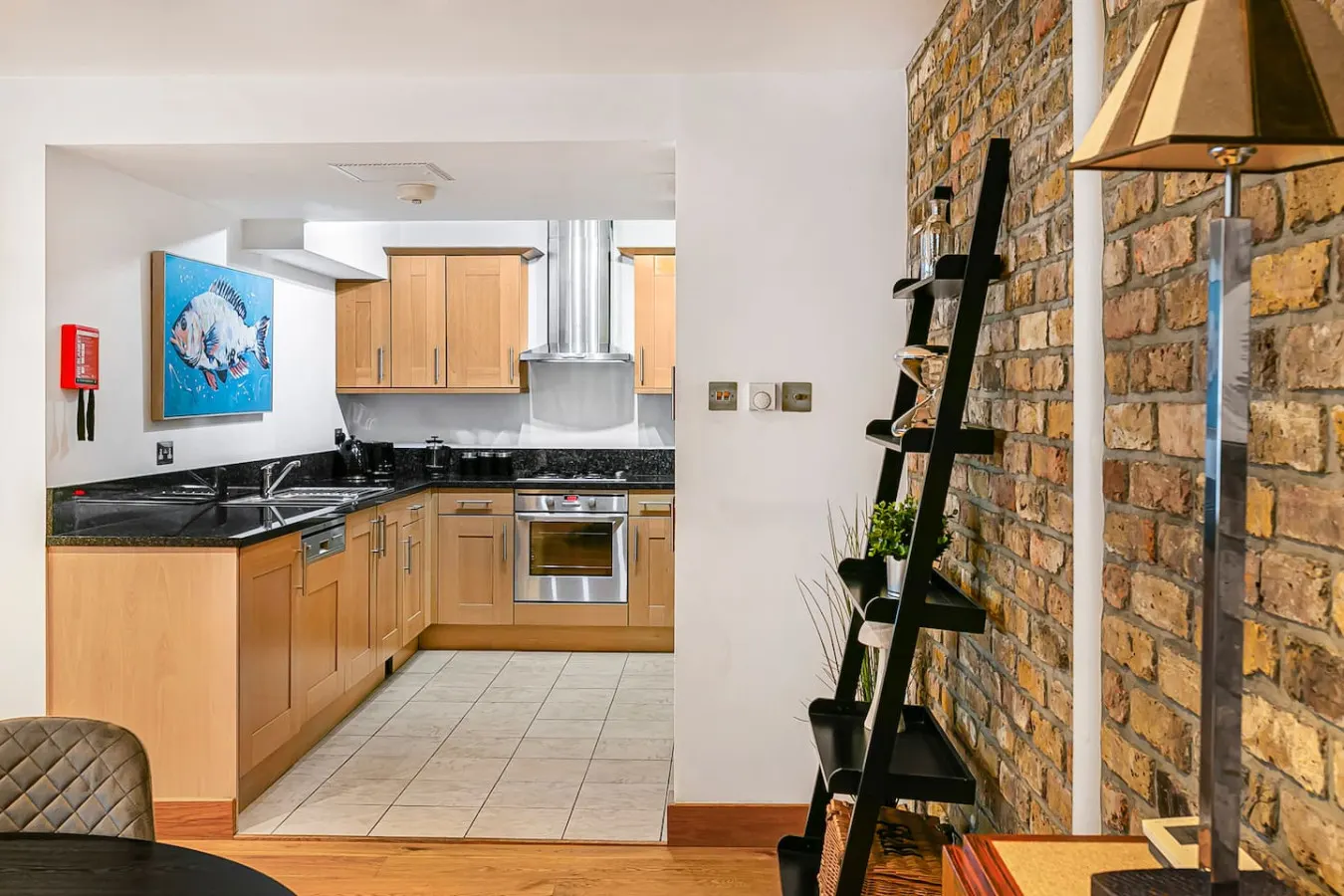 Stylish Hyde Park 2-Bed Step-Free & Pet Friendly 18