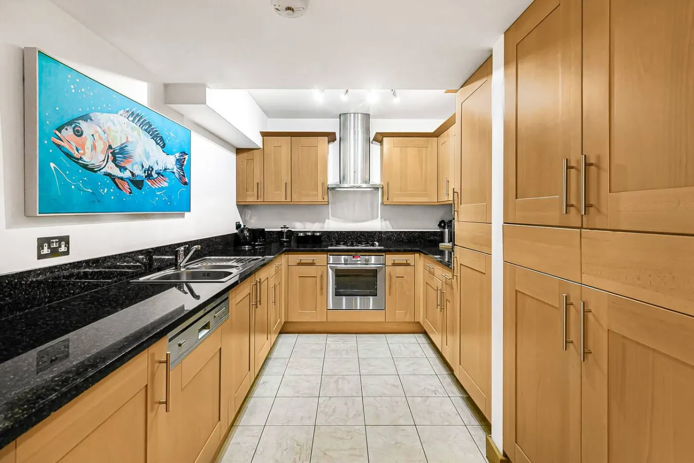 Stylish Hyde Park 2-Bed | Step-Free & Pet Friendly — photo 4