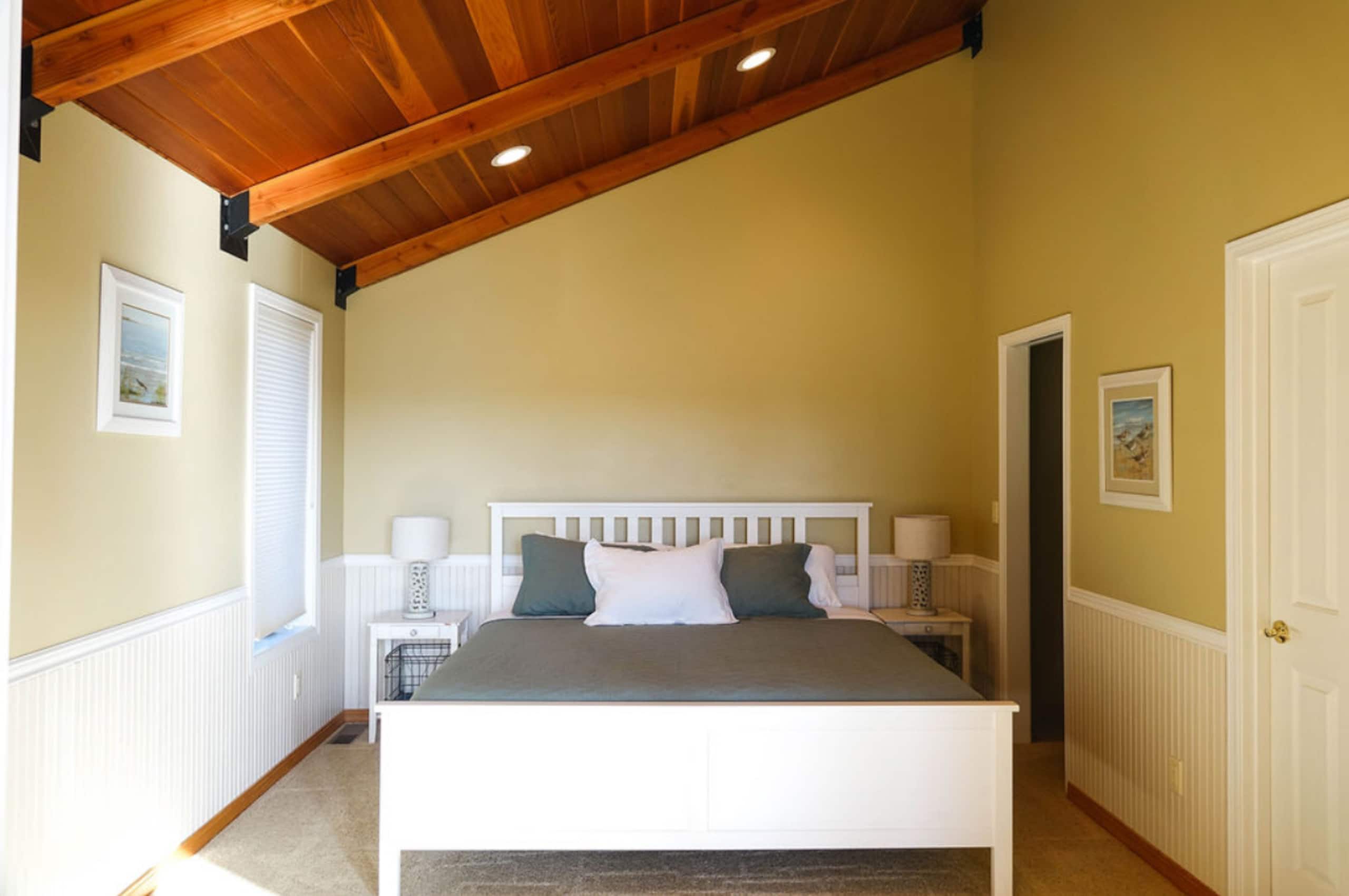 The Mulligan House—12 Miles to the Bandon Dunes 16