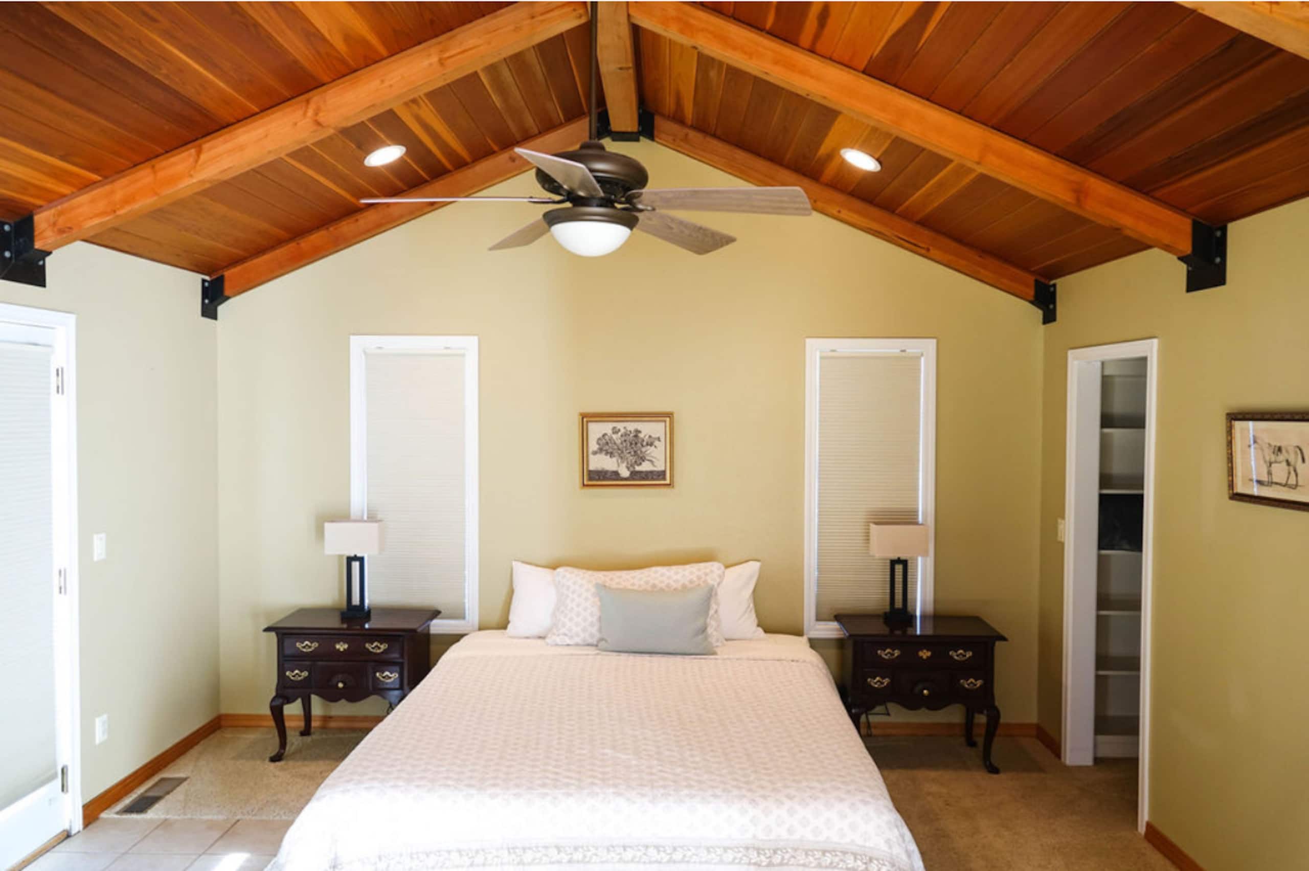 The Mulligan House—12 Miles to the Bandon Dunes 15