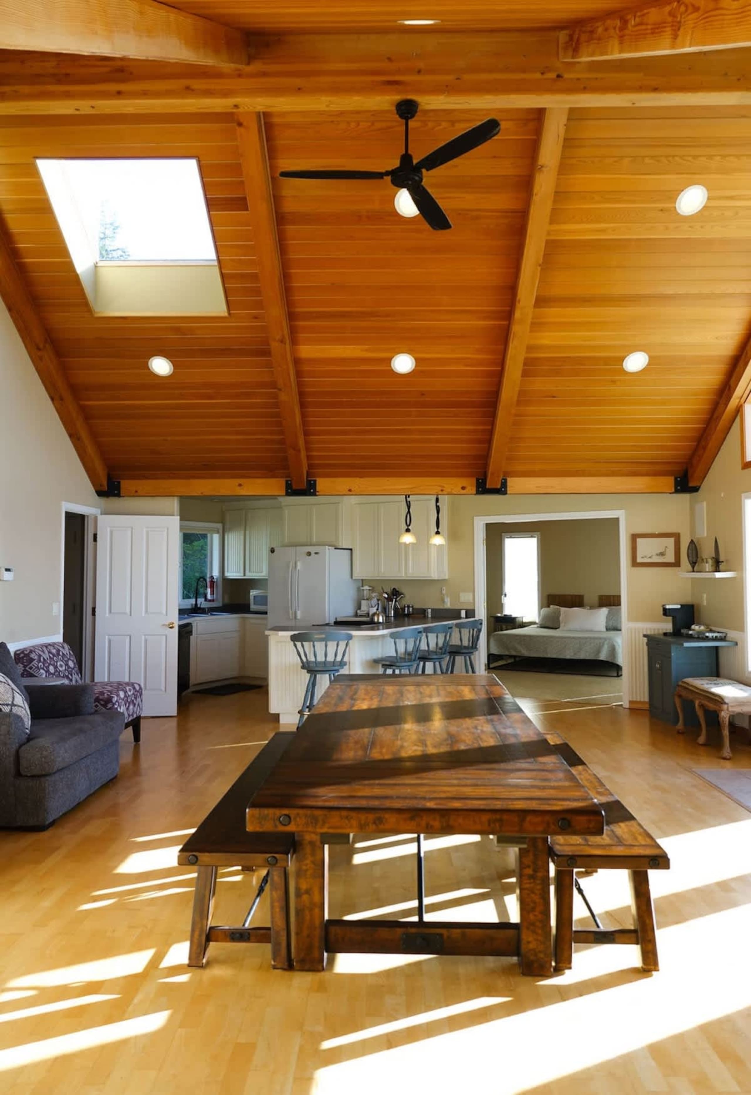 The Mulligan House—12 Miles to the Bandon Dunes — photo 3