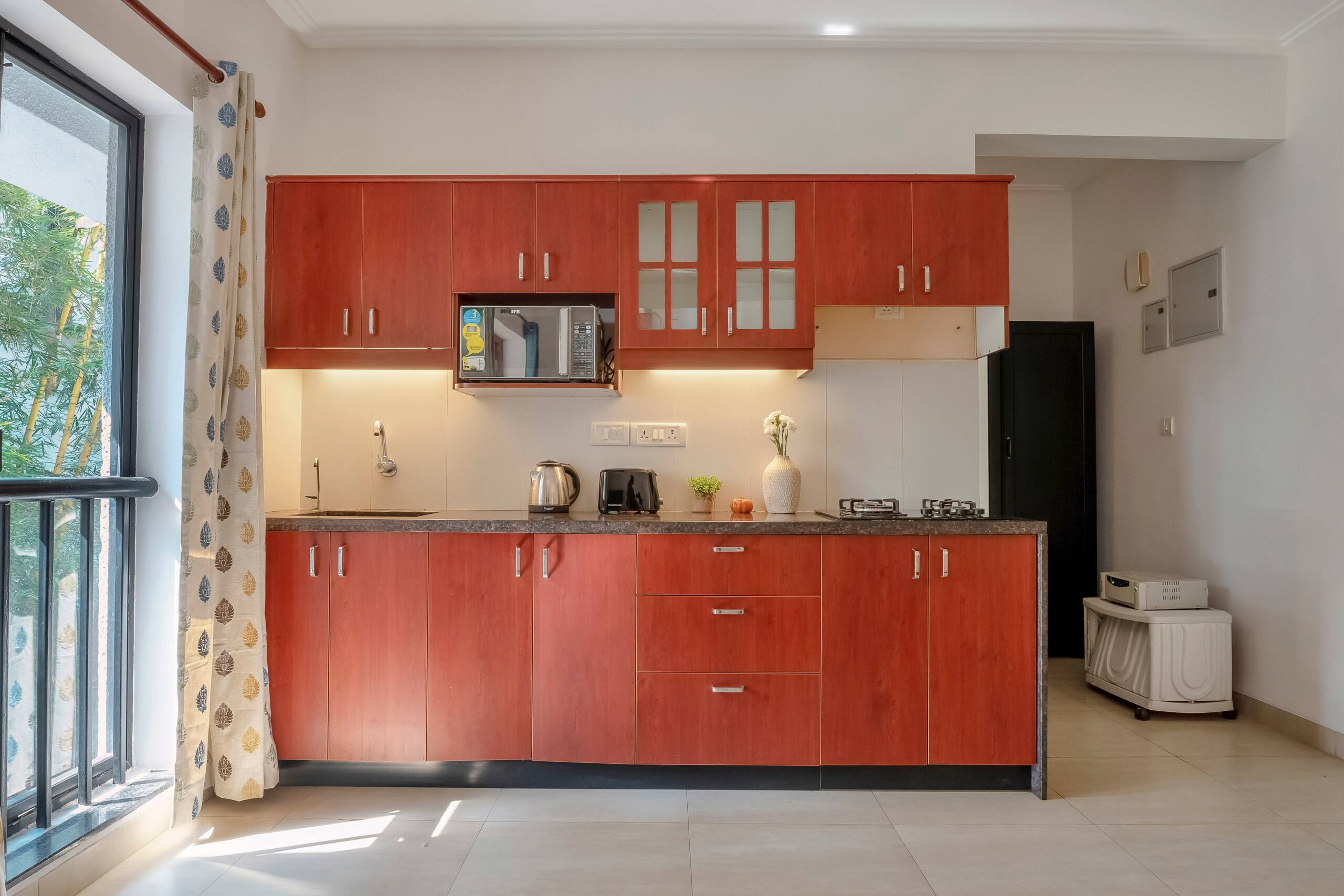 Stylish garden view studio in the heart of siolim 9