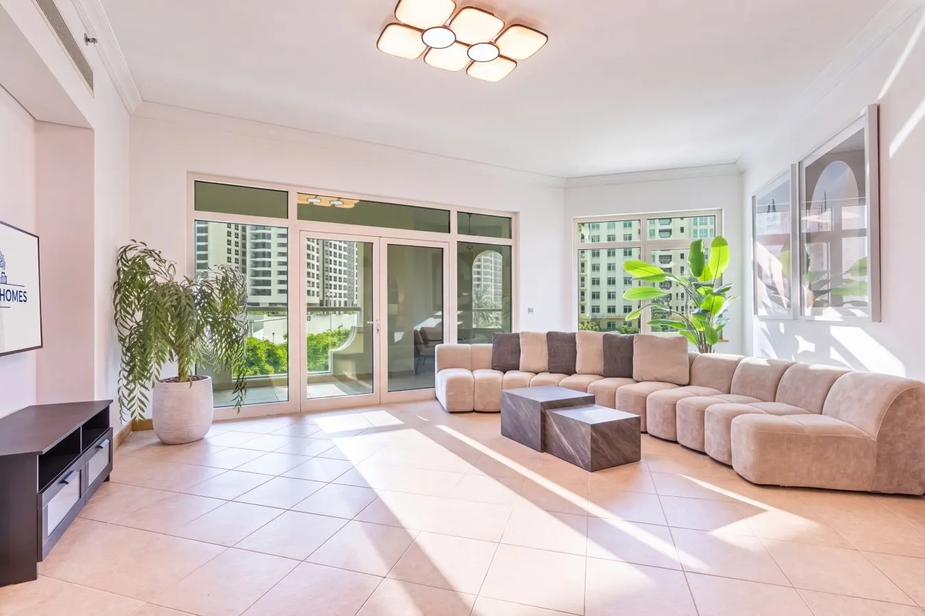 Grand Palm Home next to Mall w/ Beach Access — photo 5