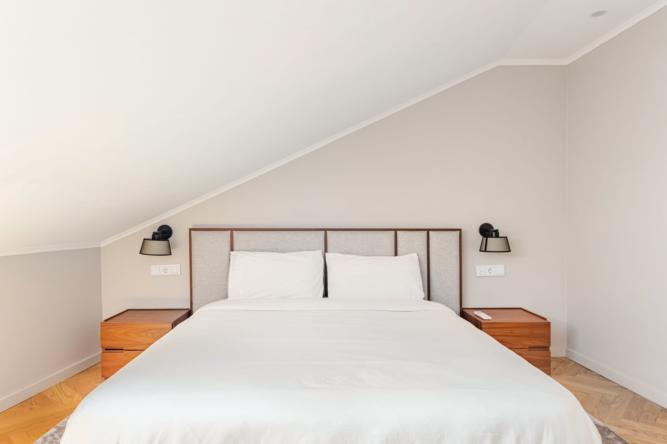 Lux Residences Oeiras Attic 18