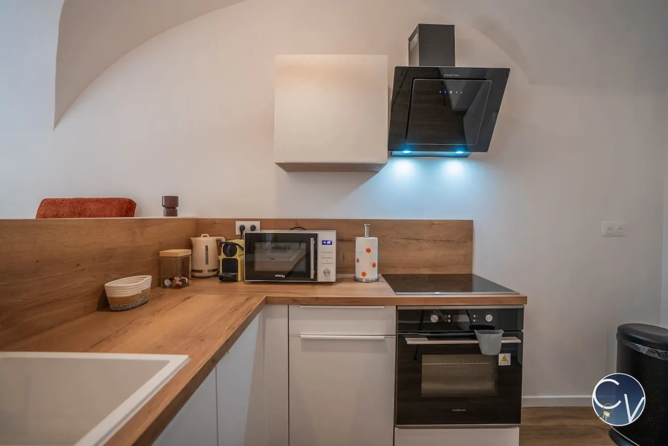 Studio moderne à Saint-Paul-Trois-Châteaux 9