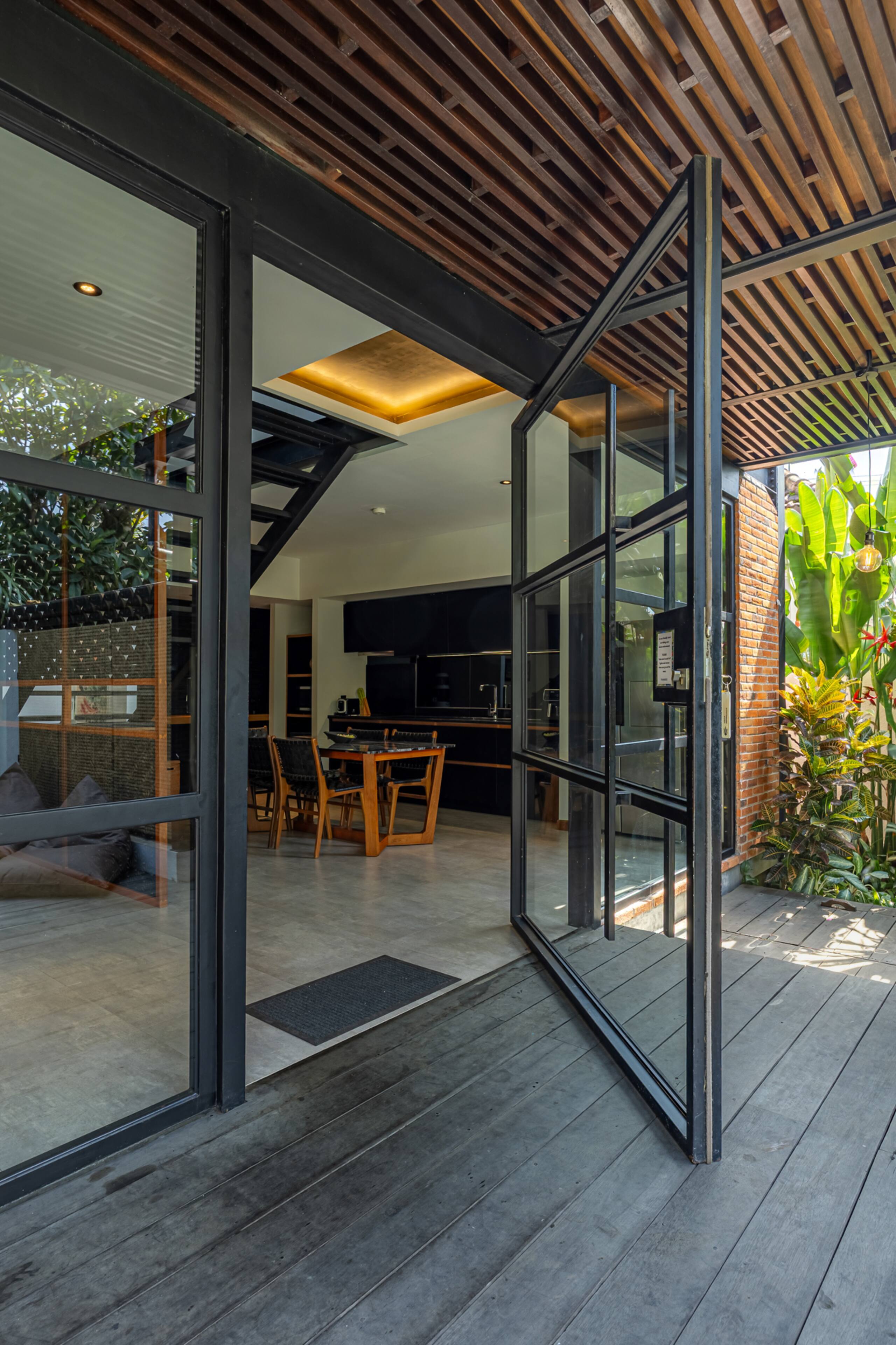 Karmagali 4*: private pool villa 2BR, Beachside 8