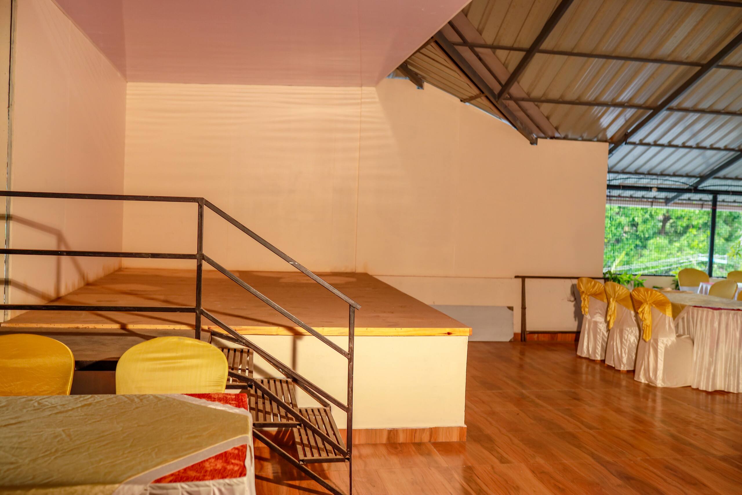 Belljem Homes (your own private resort) - 4 BHK FF 18