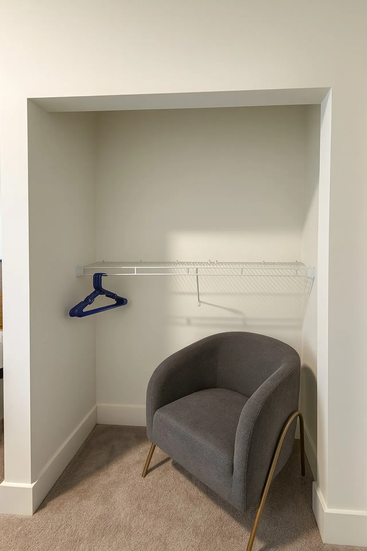 Trendy 3BR/3BA City Apt– Pool+Ping Pong 5F 17