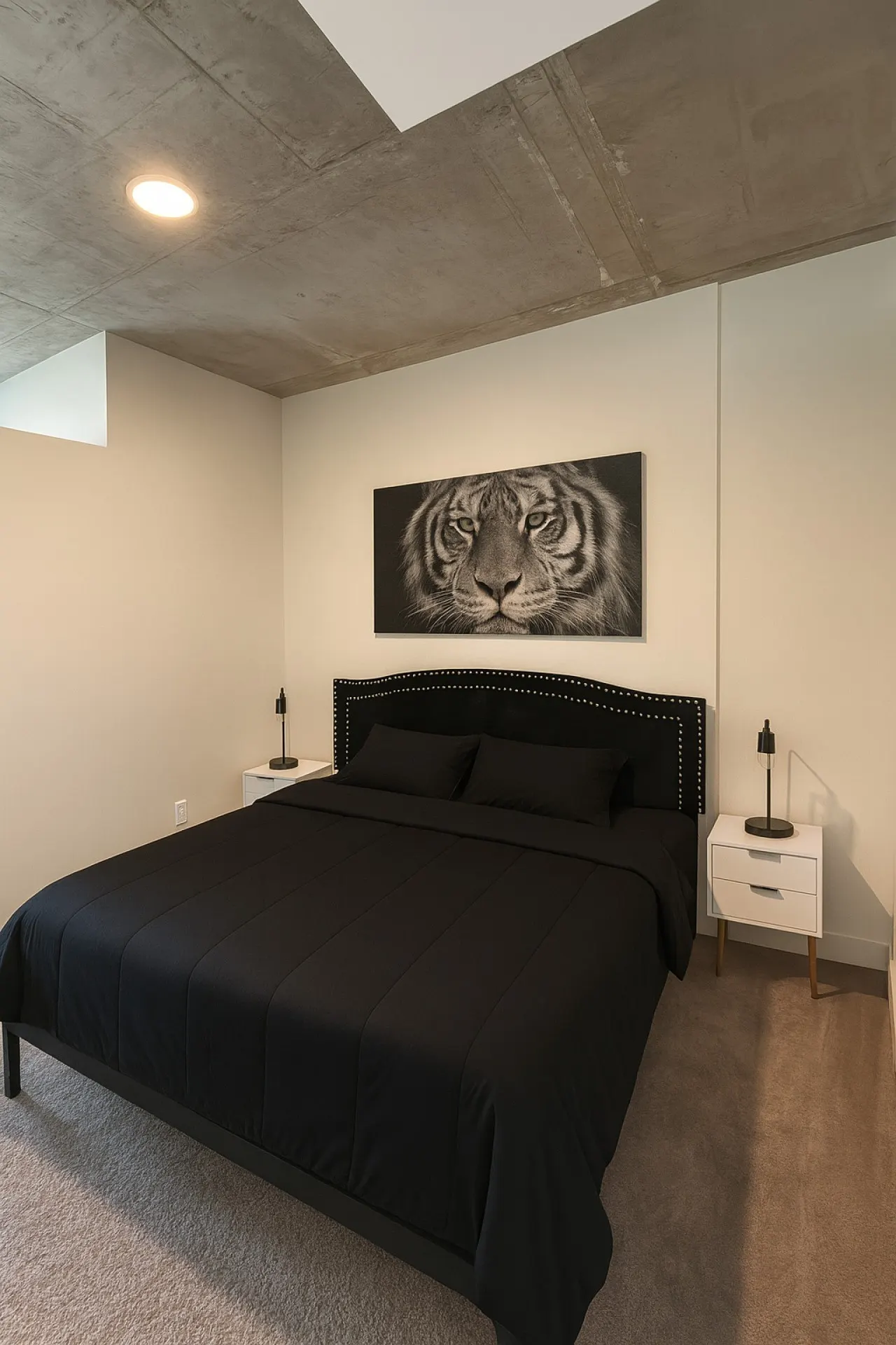 Trendy 3BR/3BA City Apt– Pool+Ping Pong 5F 7