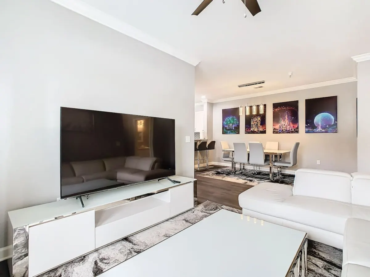 Luxury Modern 3BR Near Disney 2