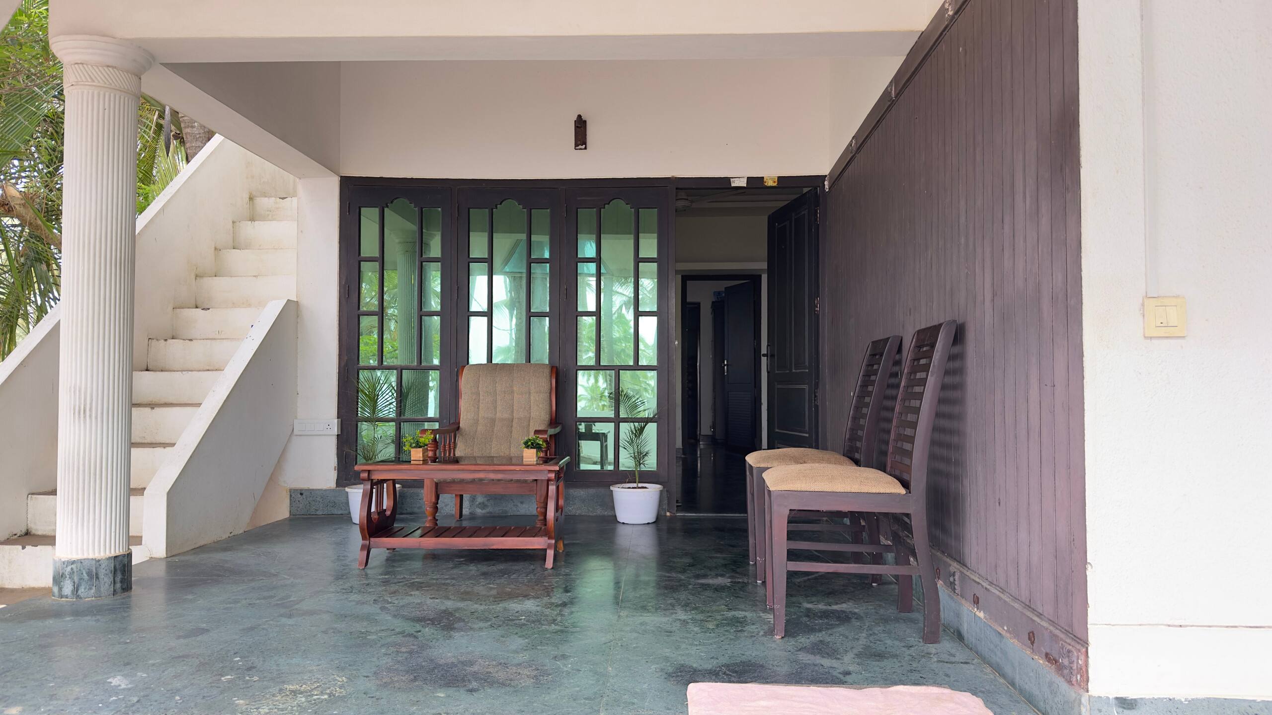 The Beach Manor 3BHK by Halcyon Traveltech 22