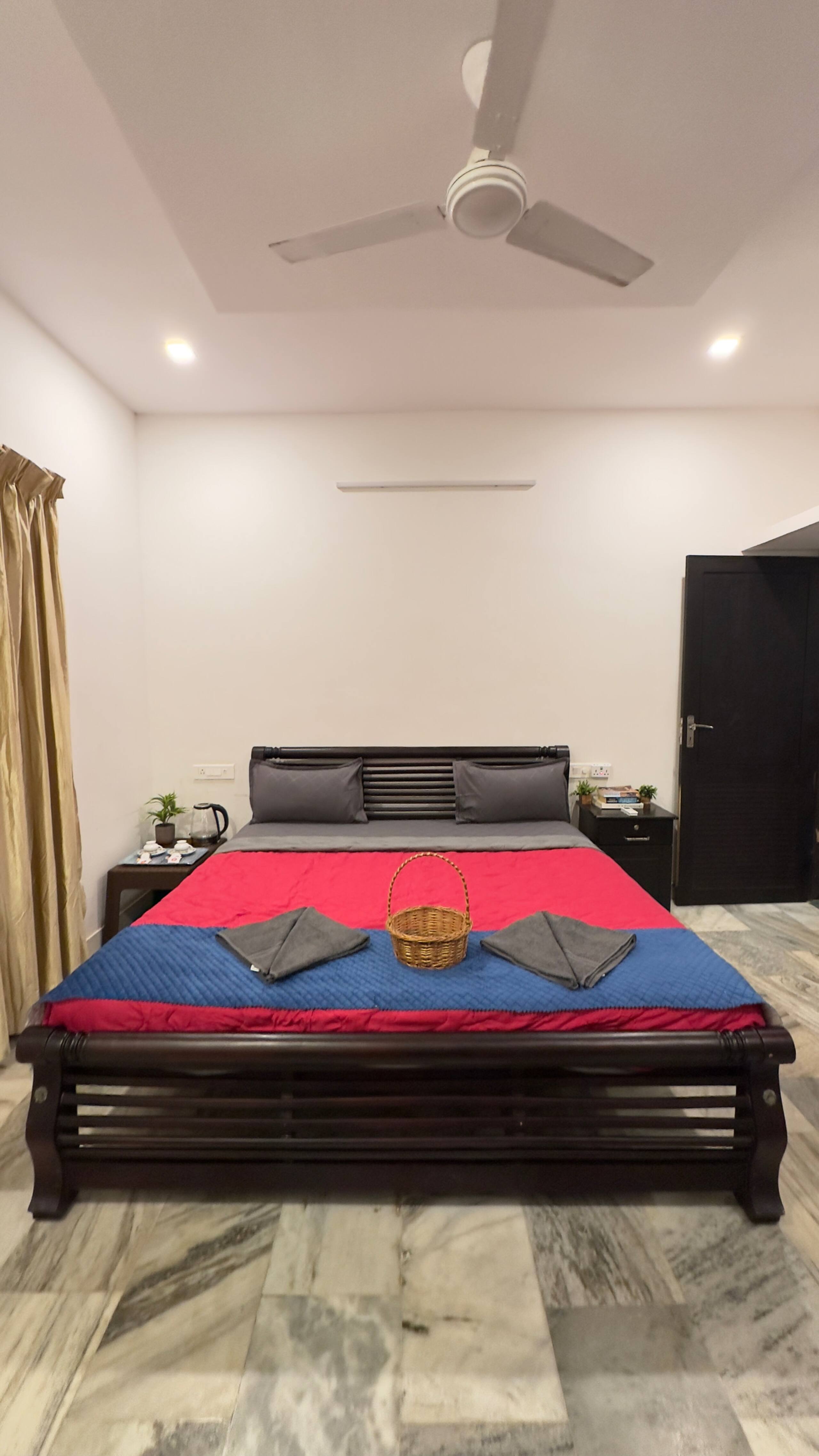 The Beach Manor 3BHK by Halcyon Traveltech 37