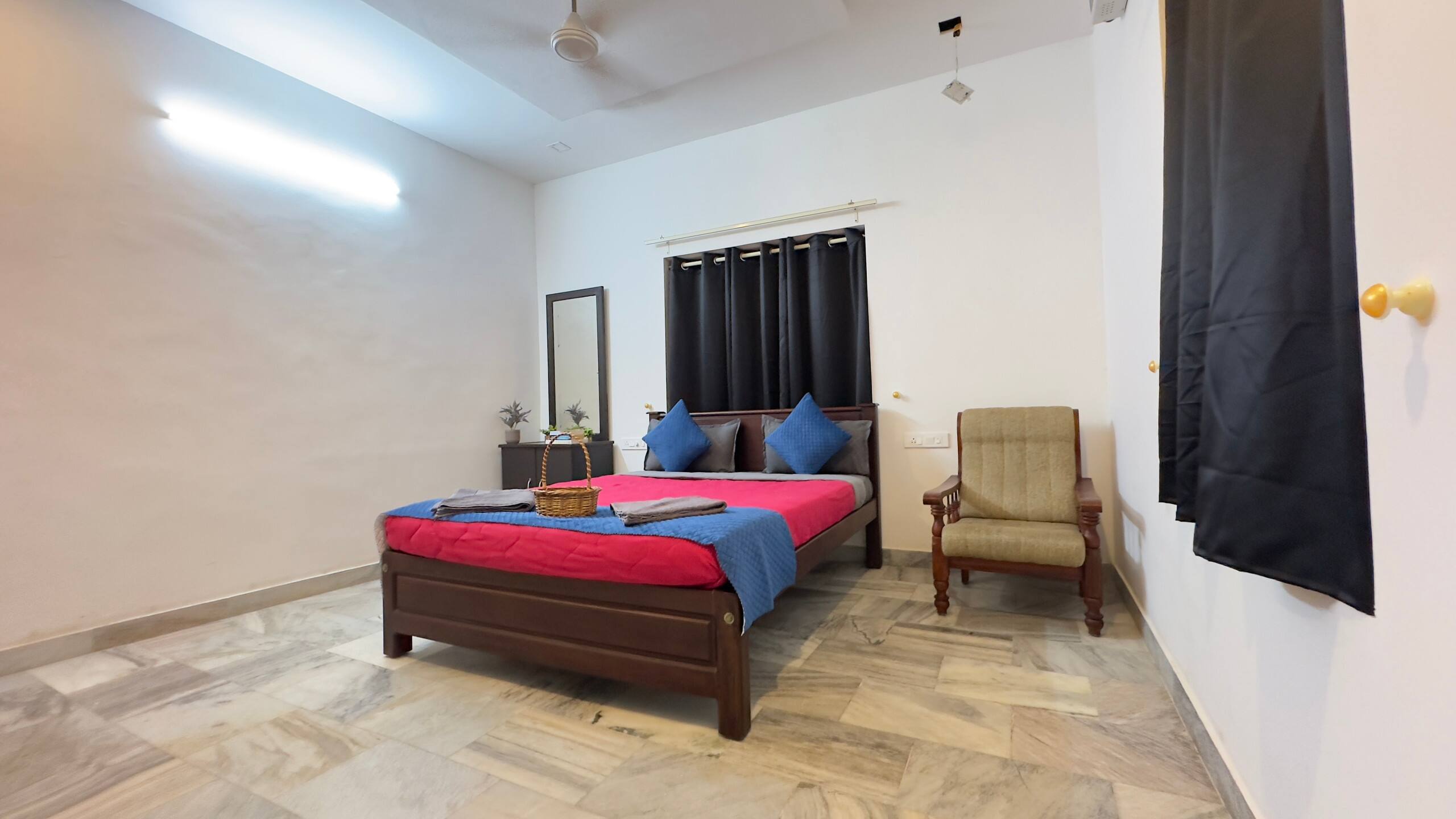 The Beach Manor 3BHK by Halcyon Traveltech 17