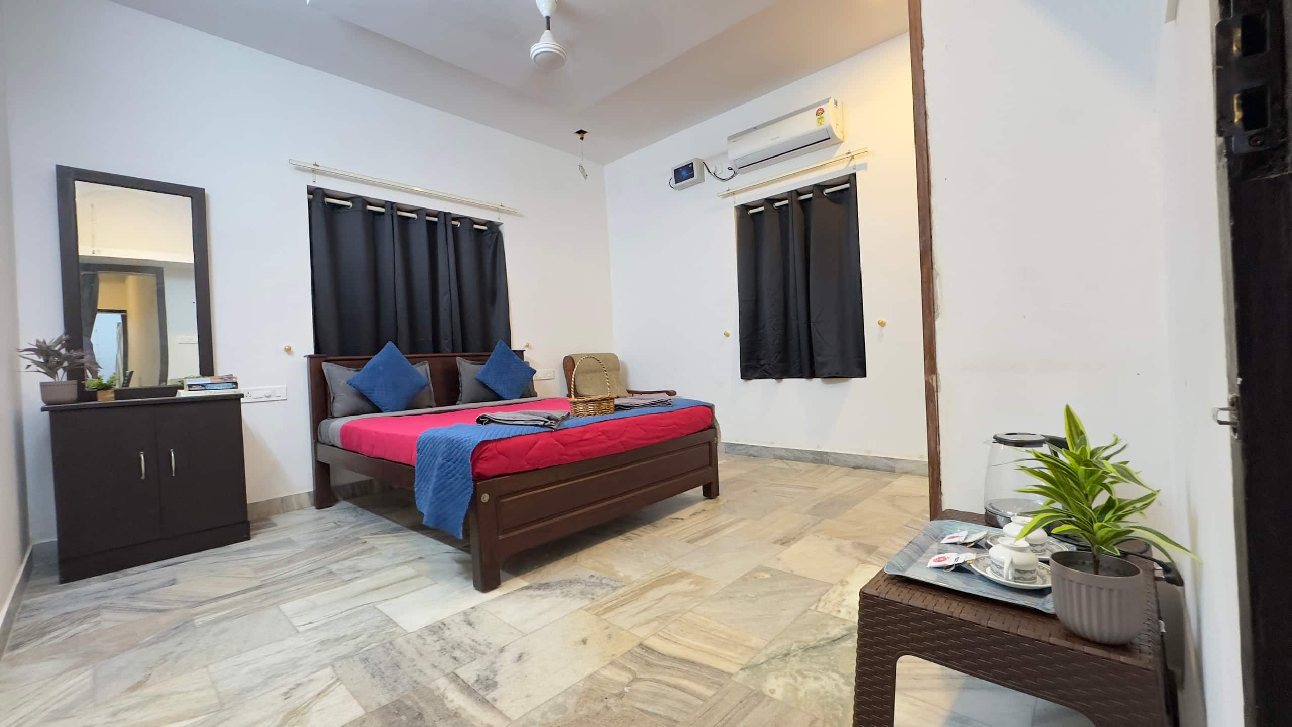 The Beach Manor 3BHK by Halcyon Traveltech 18