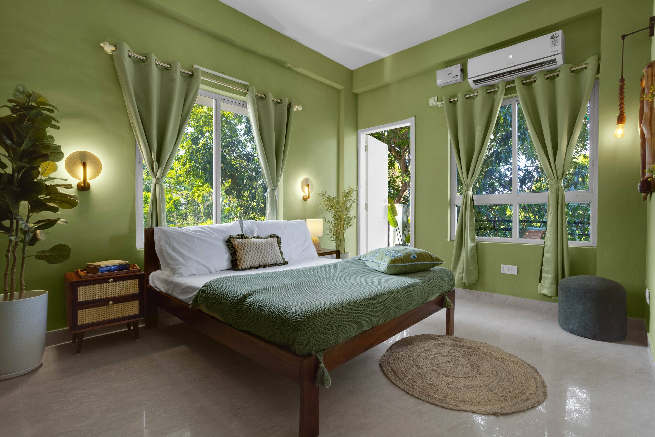 The Sage House | 5 mins to Beach 29