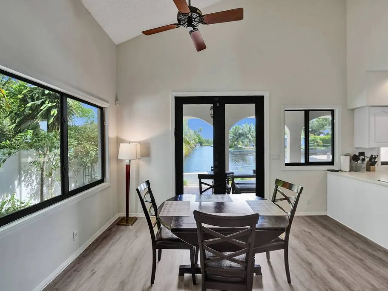 Waterfront Heated Saltwater Pool & Kayaks 14
