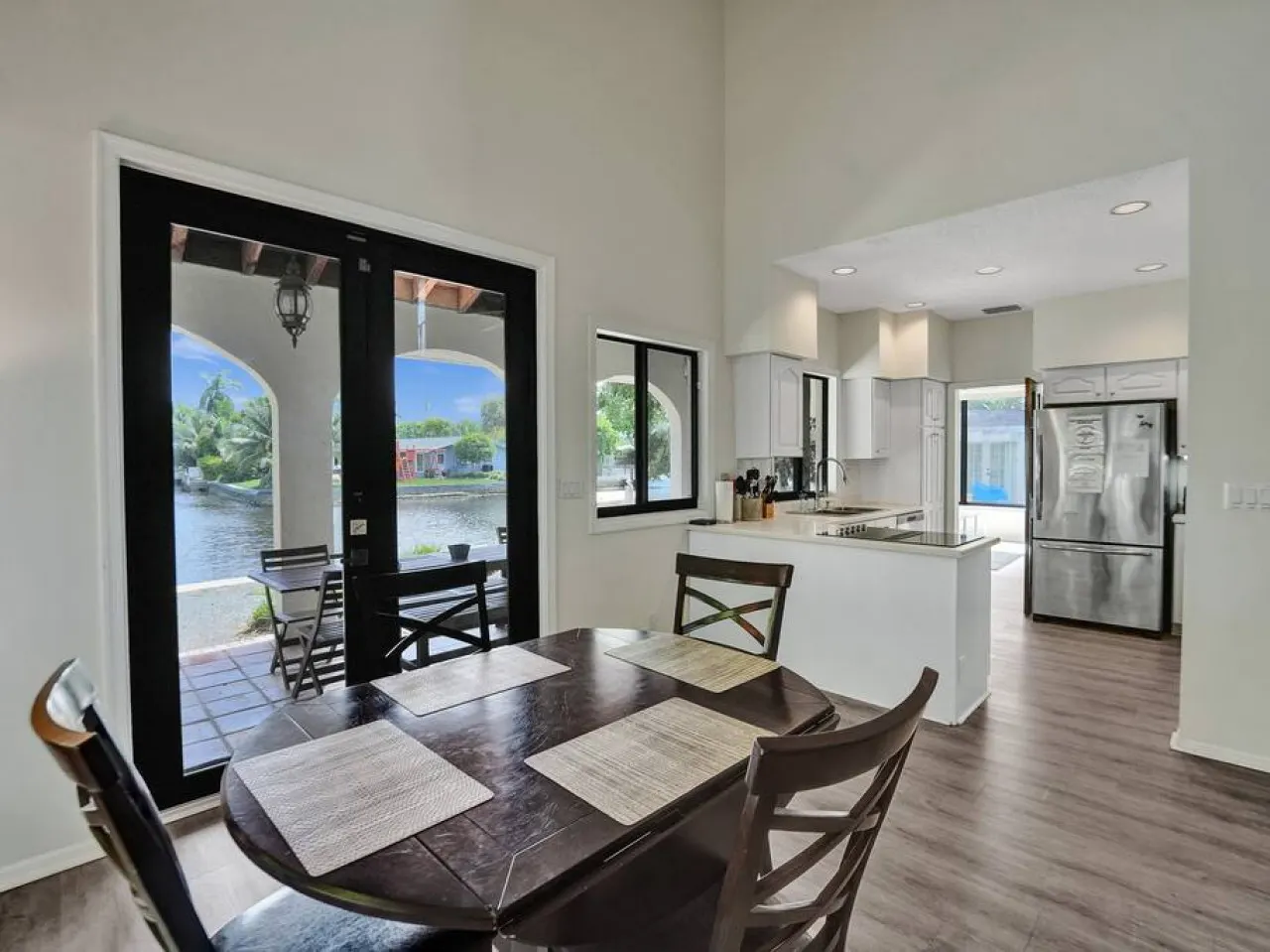 Waterfront Heated Saltwater Pool & Kayaks 15