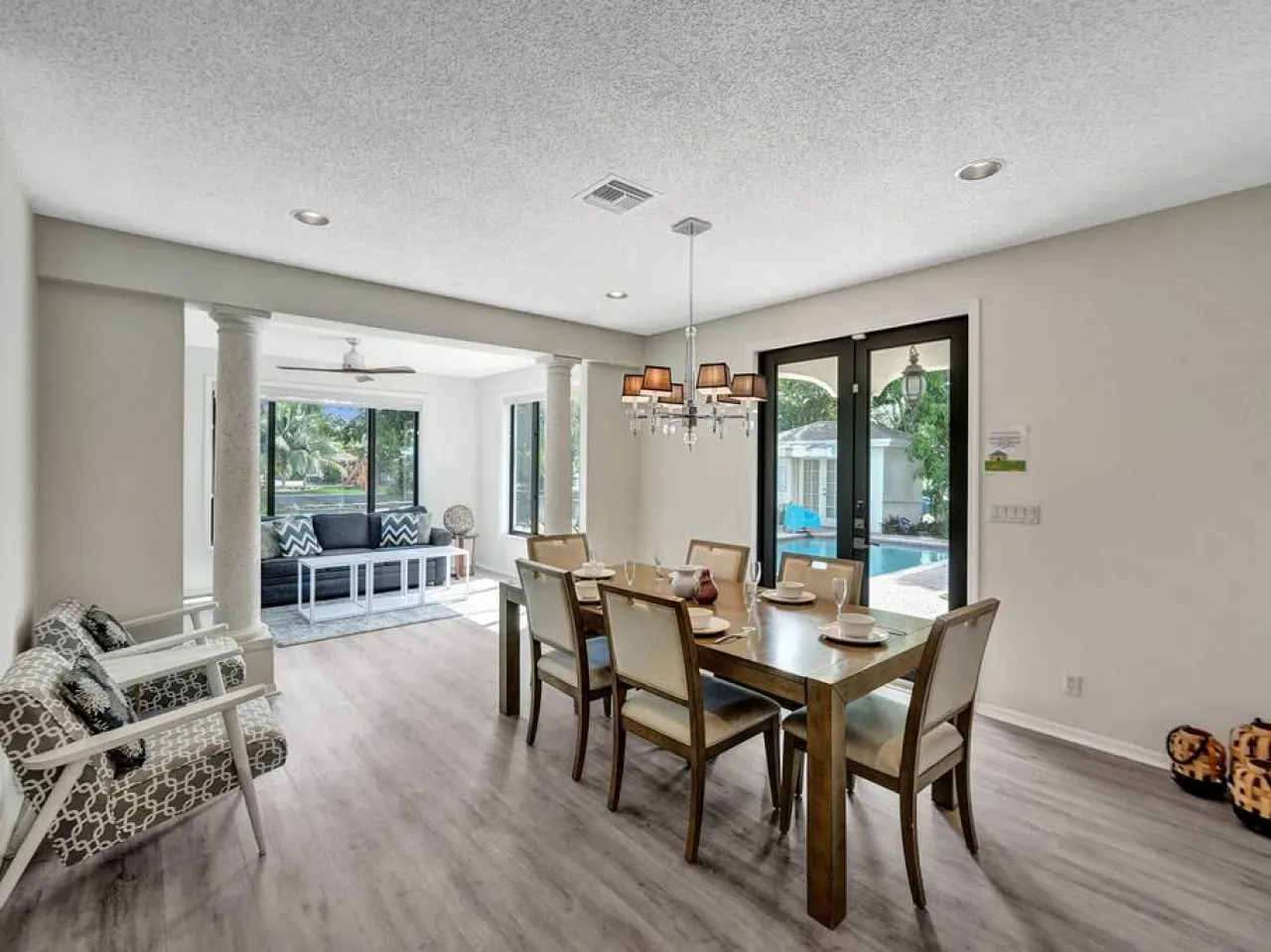 Waterfront Heated Saltwater Pool & Kayaks 8