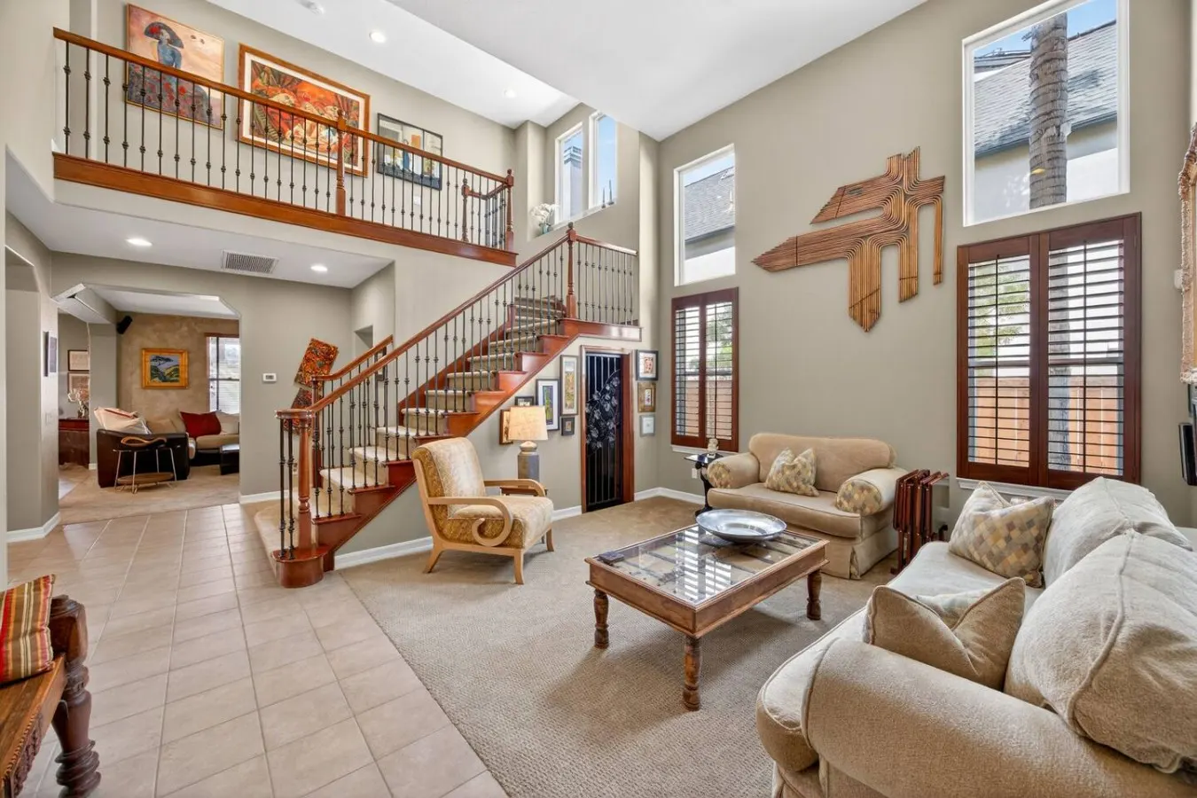 4 Bedroom Luxury in Del Mar Heights — photo 2