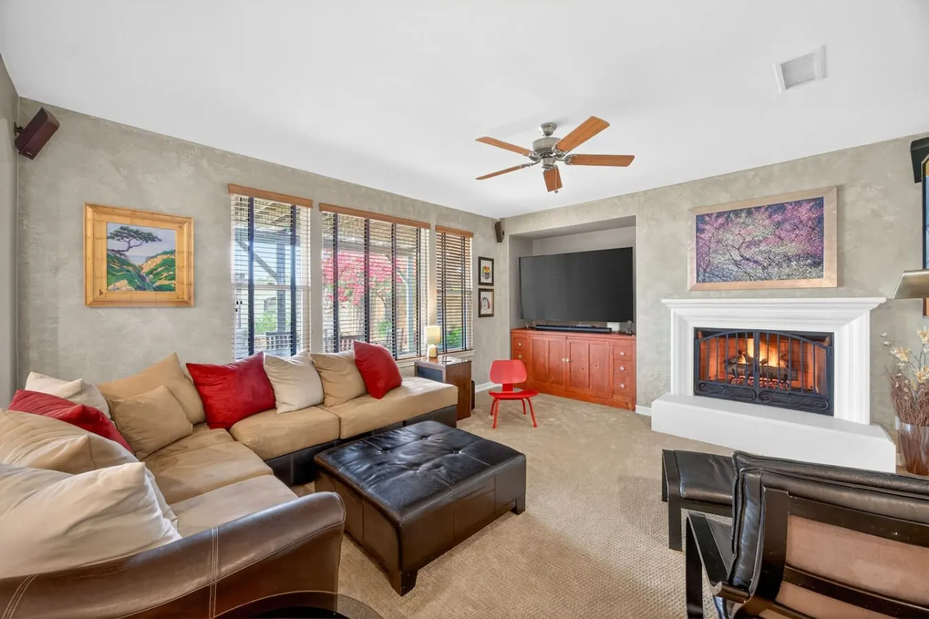 4 Bedroom Luxury in Del Mar Heights 15