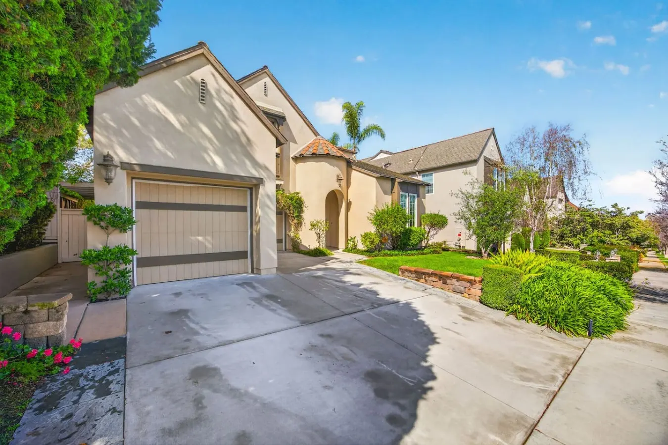 4 Bedroom Luxury in Del Mar Heights 6