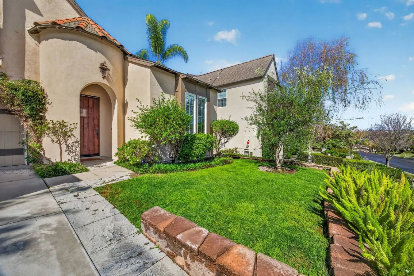 4 Bedroom Luxury in Del Mar Heights 7