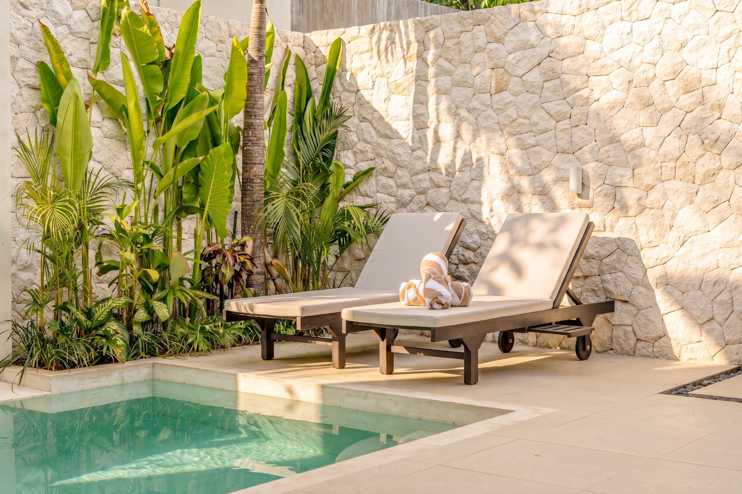 Private Pool Villa w/ Projector Near Thomas Beach 34
