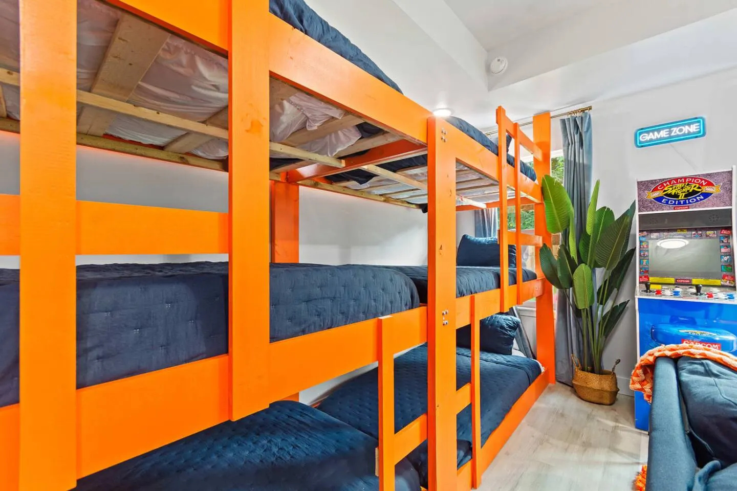 *Near UF Stadium* - Sleeps 12 Arcade + Mini Golf 11