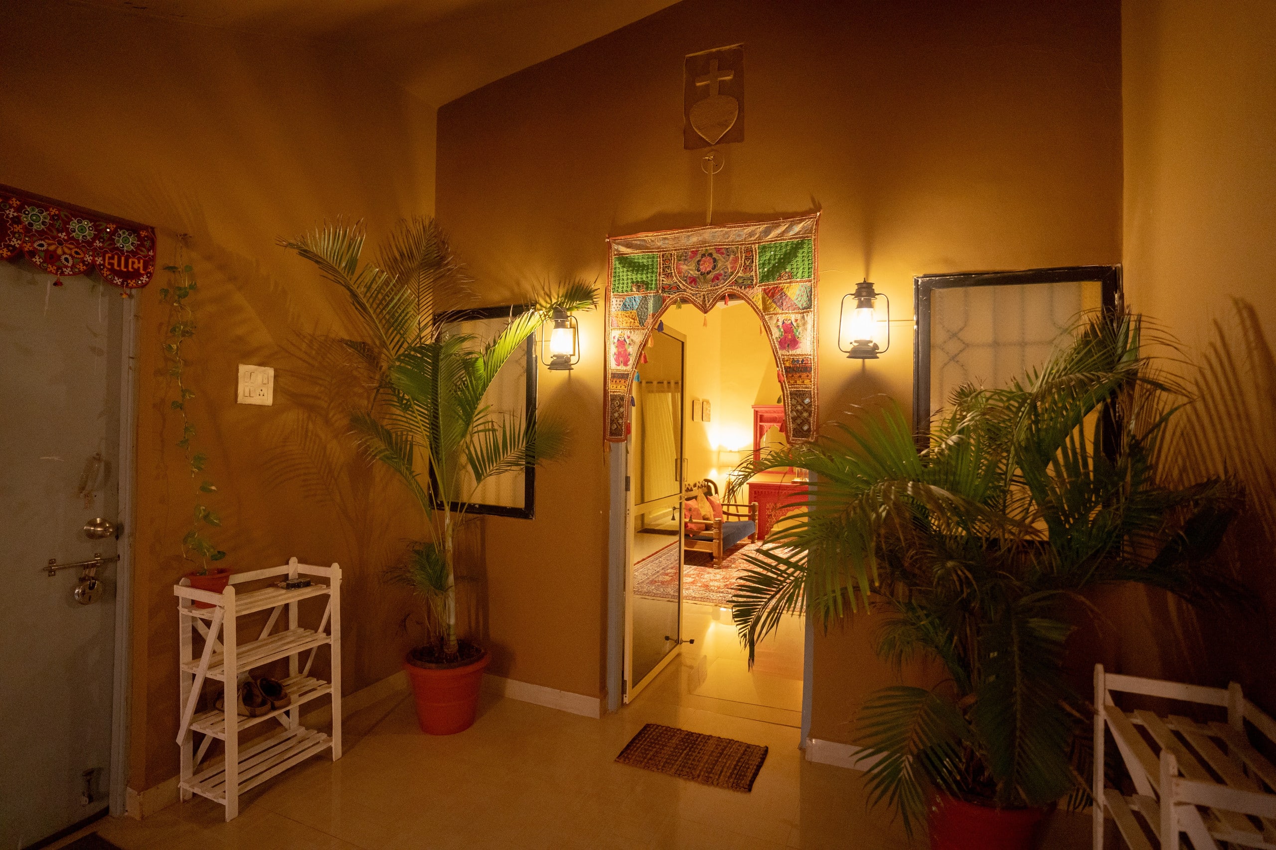 Heritage Heaven : 1BHK with Royal Vibes & Balcony 8