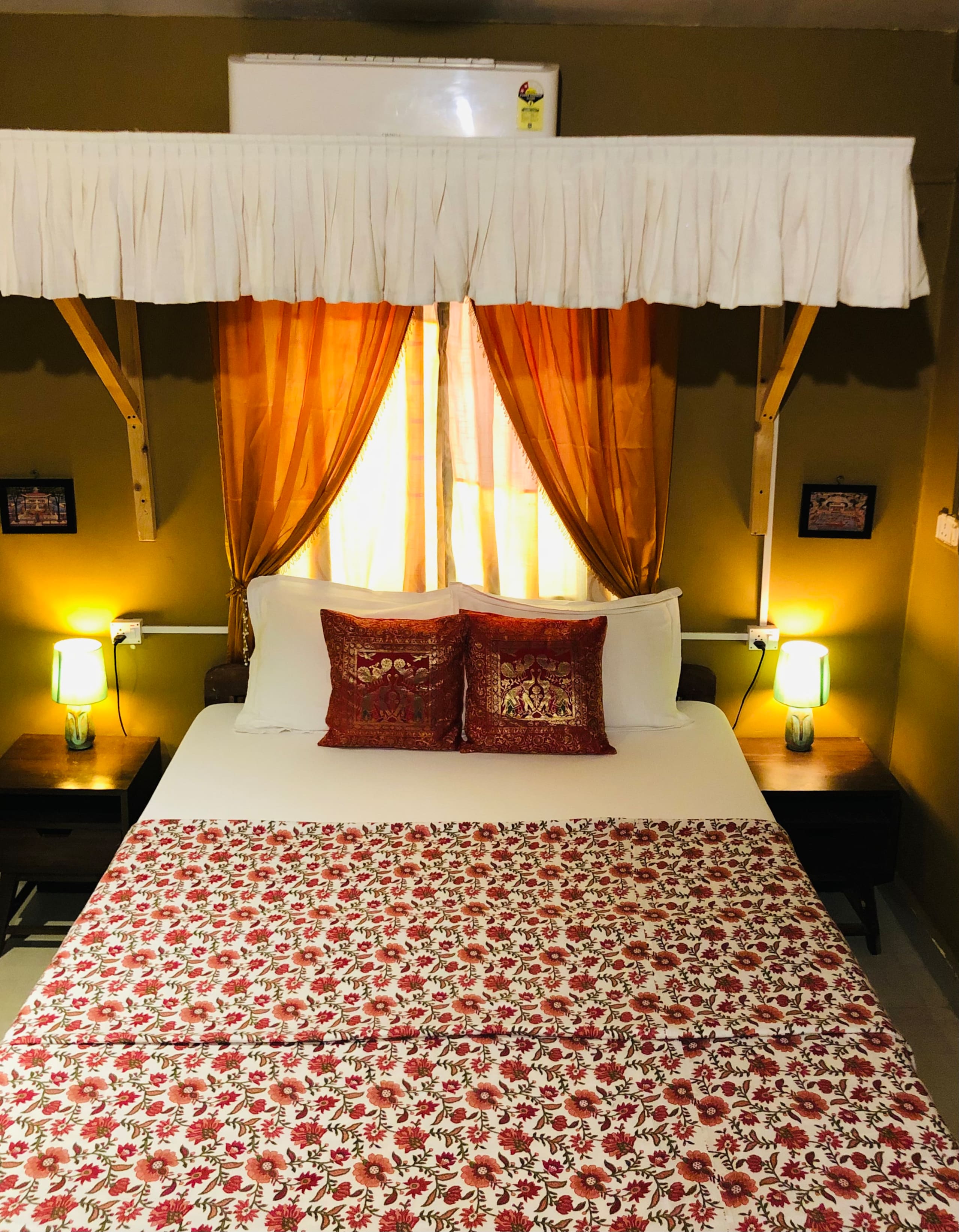 Heritage Heaven : 1BHK with Royal Vibes & Balcony — photo 3