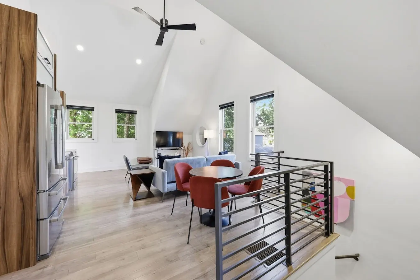 Modern & Bright 1-Bedroom Near Short North 13