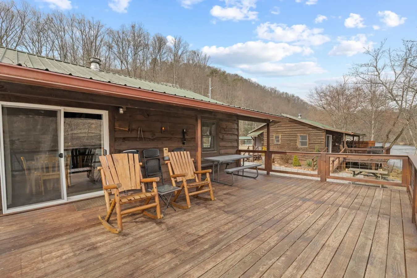 Riverfront Cabin Mtn Views, Fishing & Rafting 12