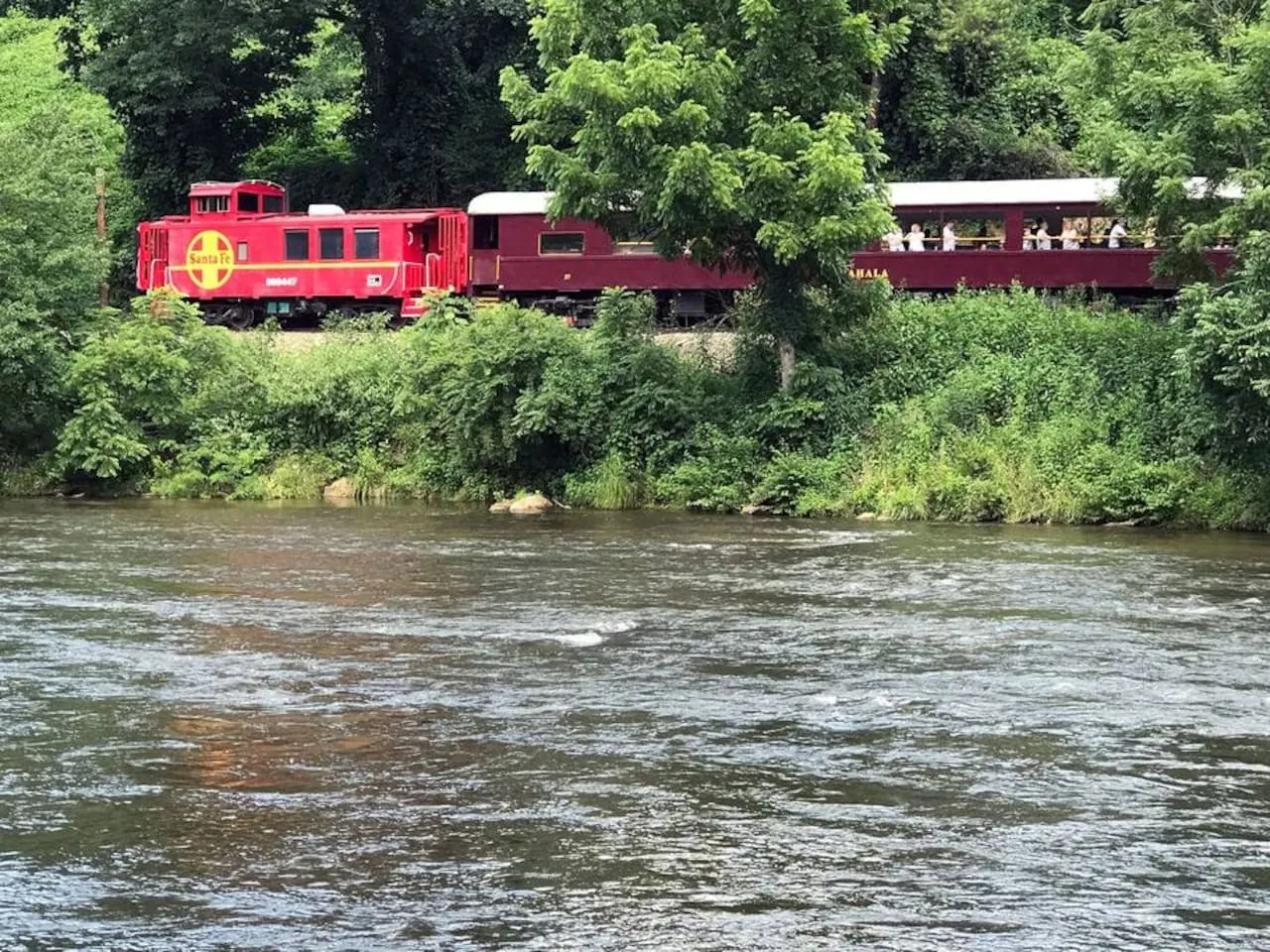 Riverfront Cabin Mtn Views, Fishing & Rafting 20
