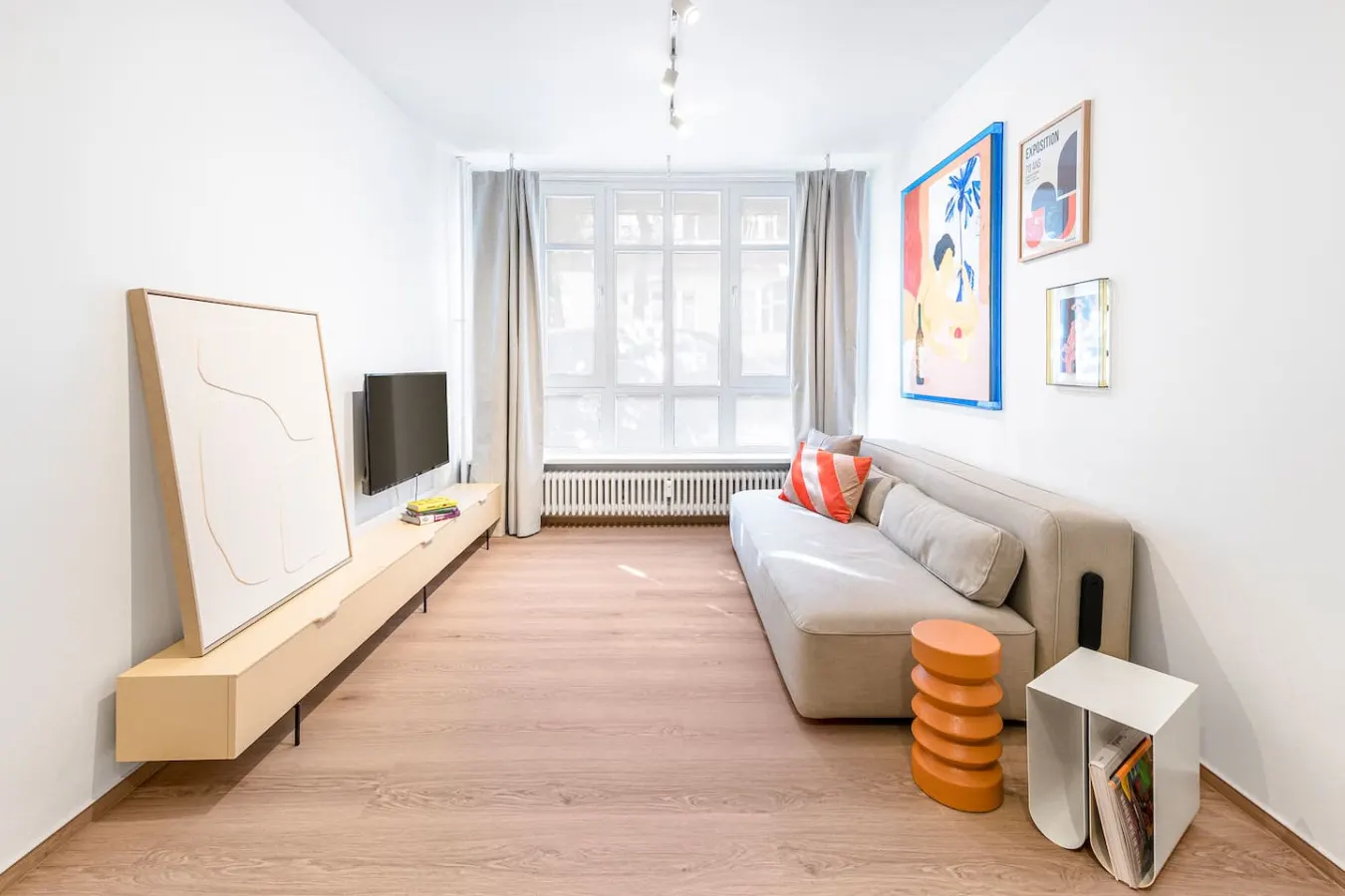 One-Bedroom Apartment in Wilmersdorf — photo 2