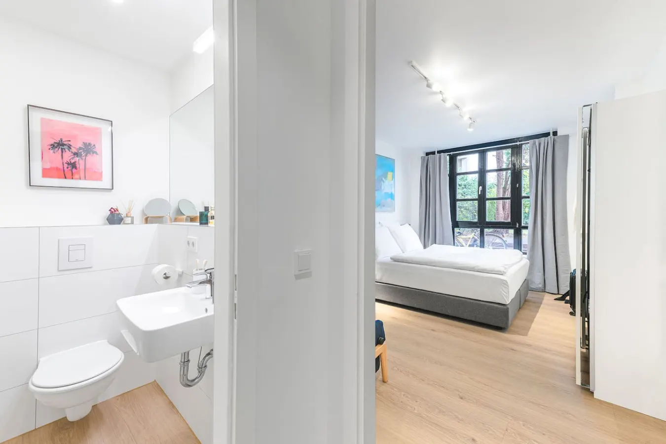 One-Bedroom Apartment in Wilmersdorf 9