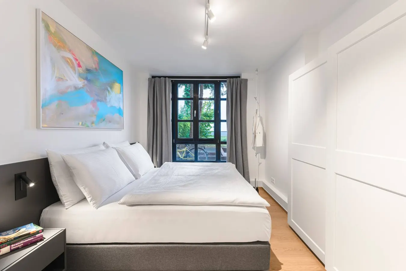 One-Bedroom Apartment in Wilmersdorf — photo 3
