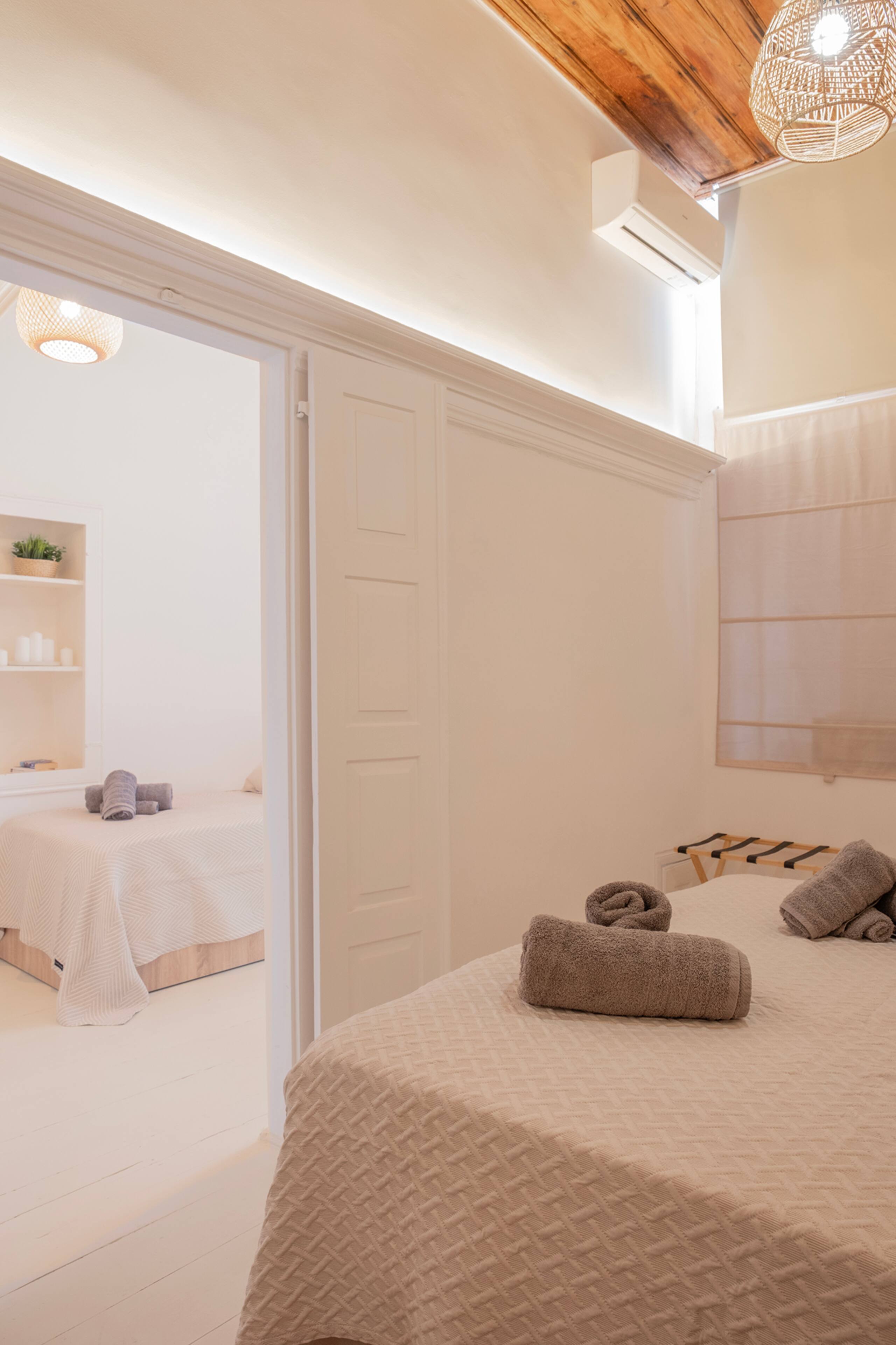 Mykonos Townhouse by Kingsman 32
