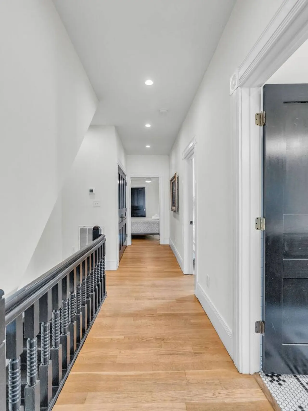 Downtown Knoxville Townhome ~ 45min to Smokies 11
