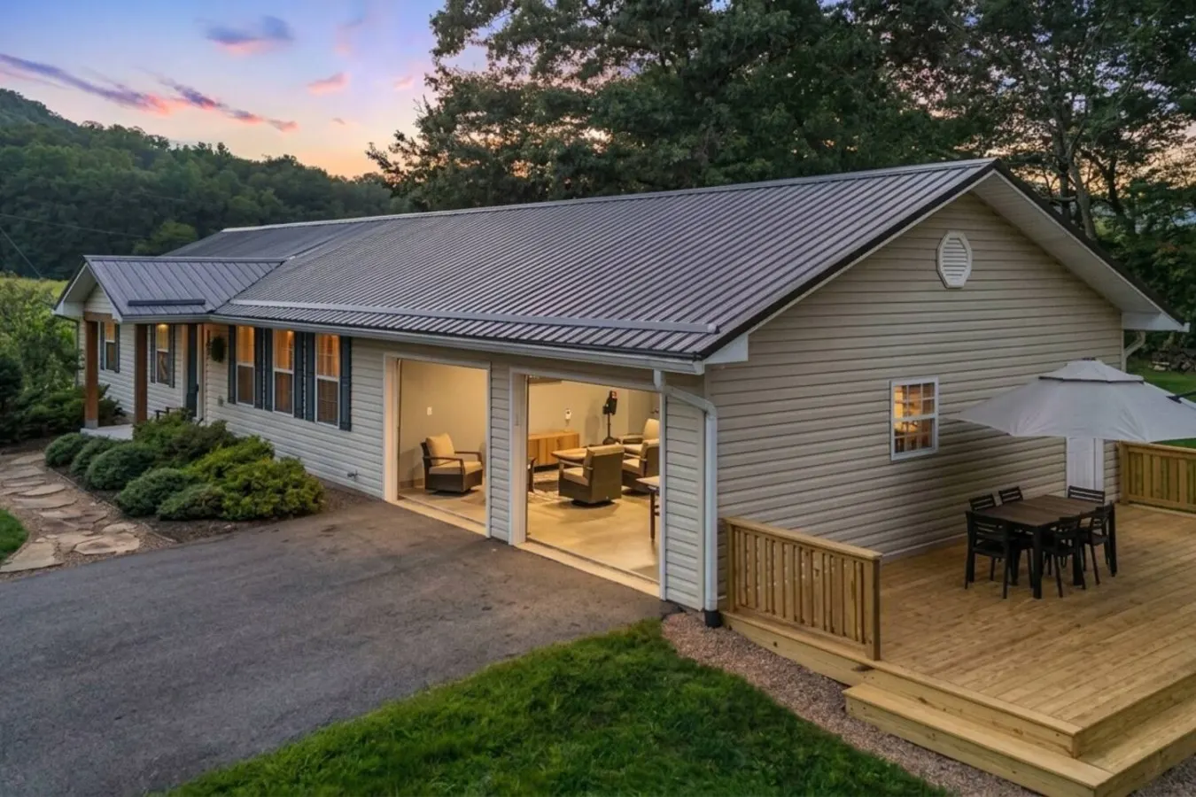 Mtn Views, Pickleball Court, Hot Tub & Fire Pit 8